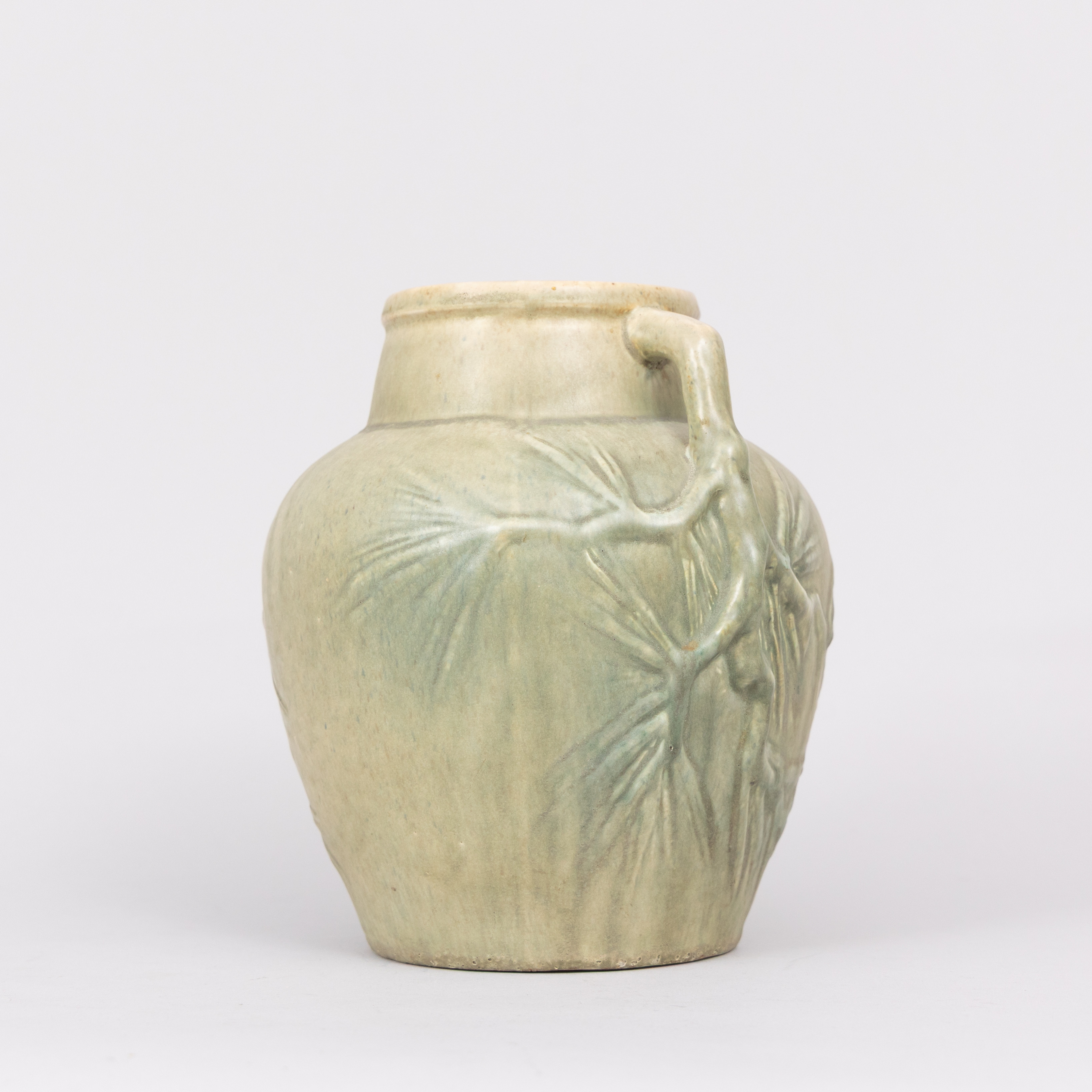 KARL ROBERT SVENSSON. Vas, glaserat lergods, art noveau, Höganäs omkring 1900.