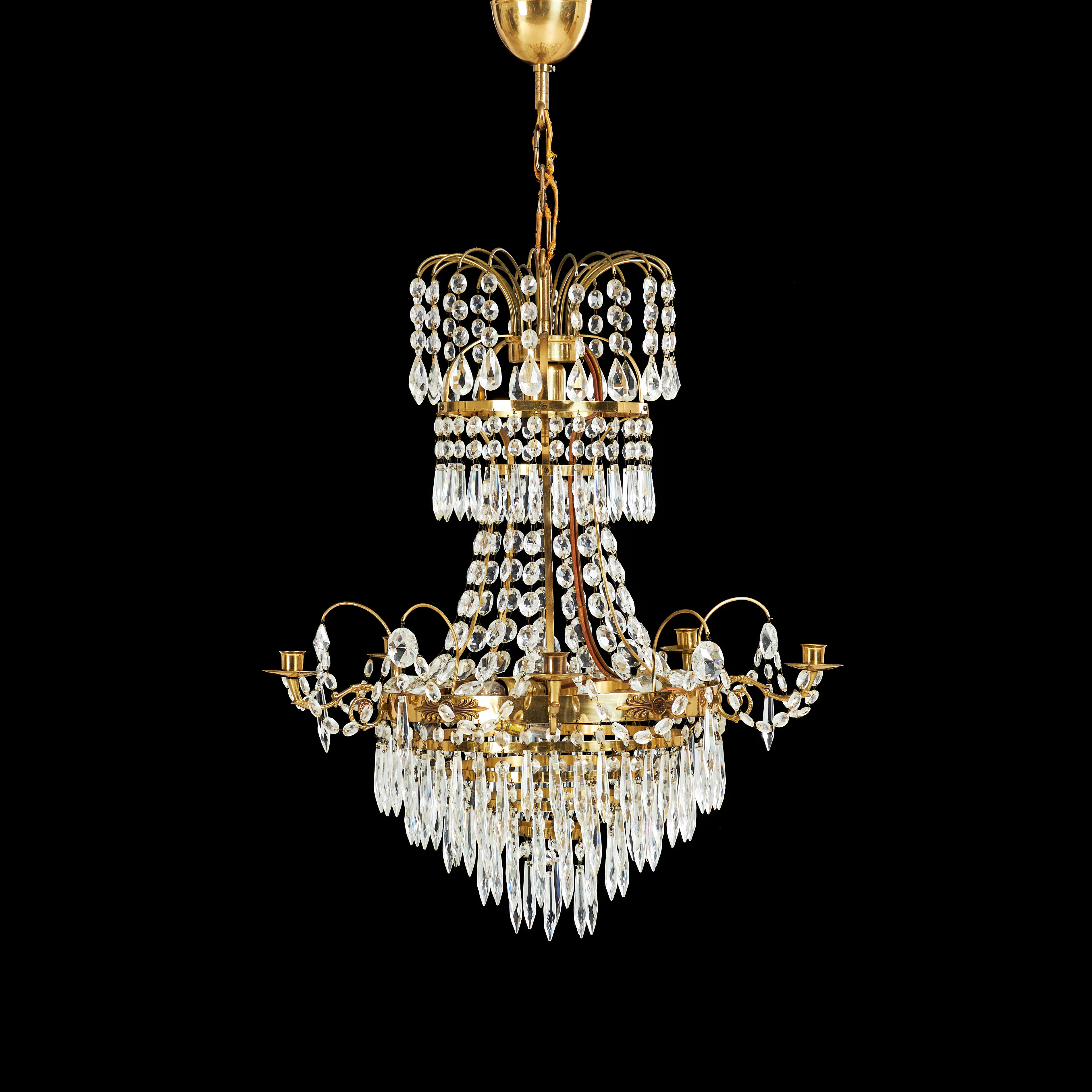 LJUSKRONA, 1900-tal, gustaviansk stil, fem ljusarmar, 6 ljuskällor.