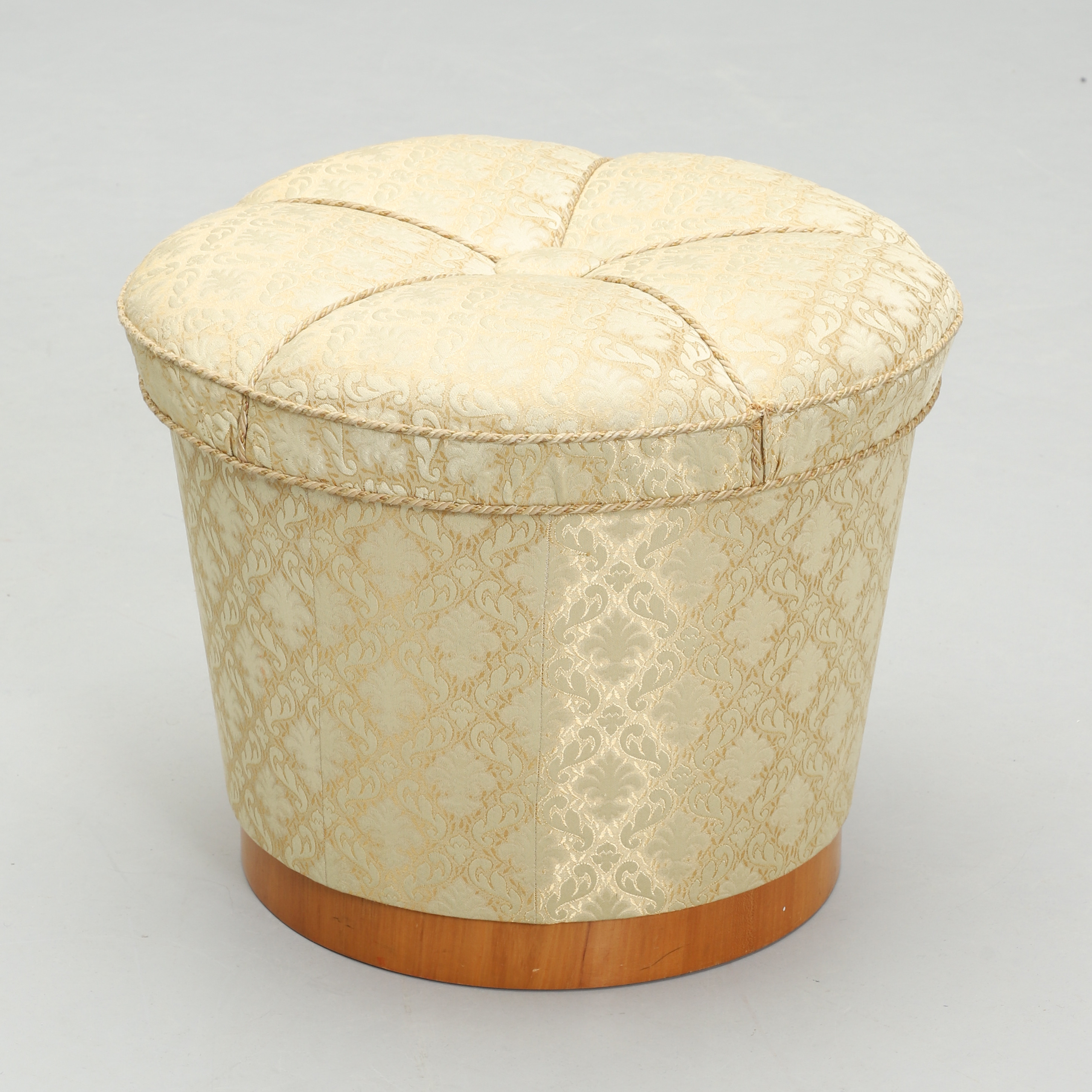 SITTPUFF, Reiners, Mjölby, 1940/50-tal.