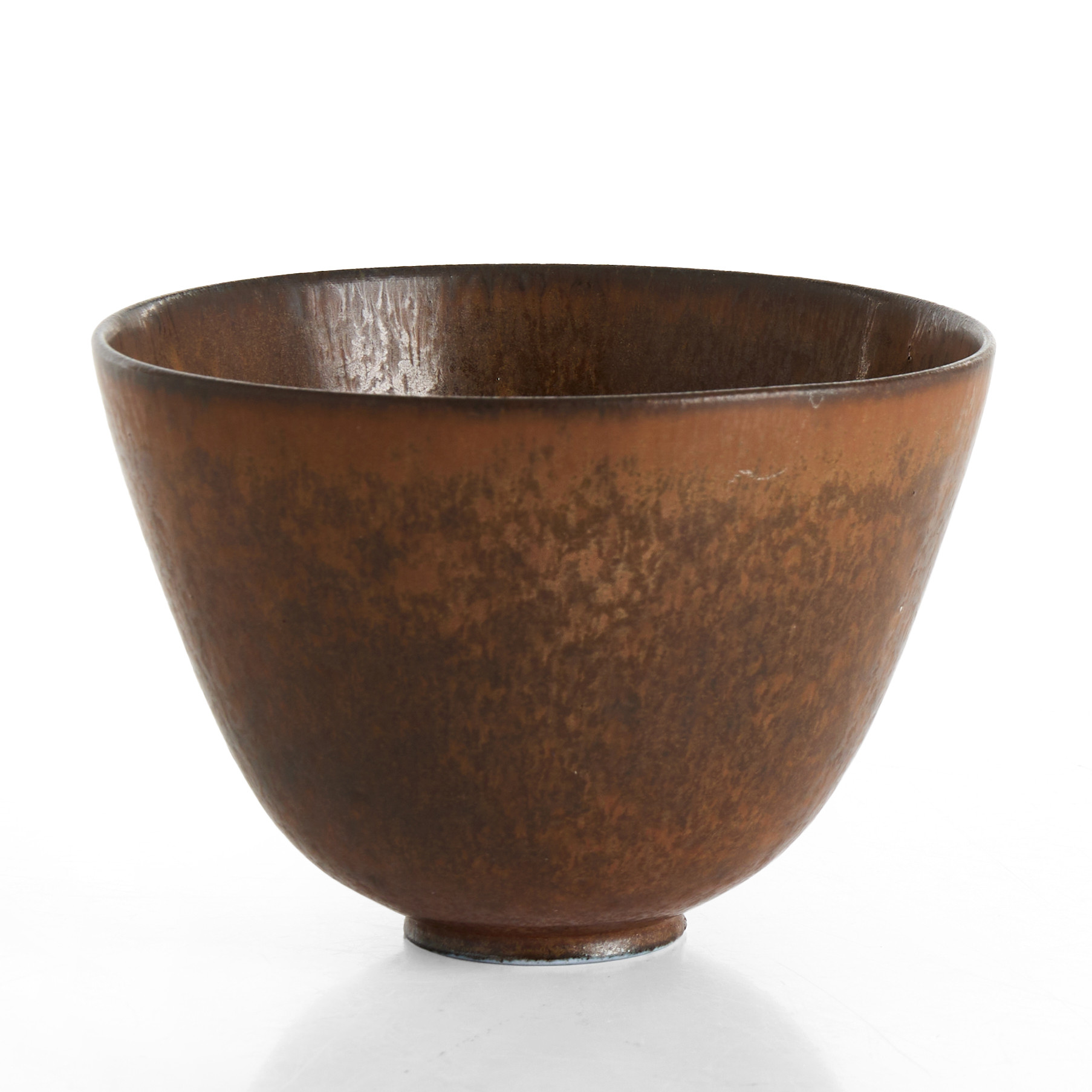GUNNAR NYLUND. skål, modell "ARU", signerad, stengods med brun harpälsglasyr, Rörstrand ateljé, 1950-tal.