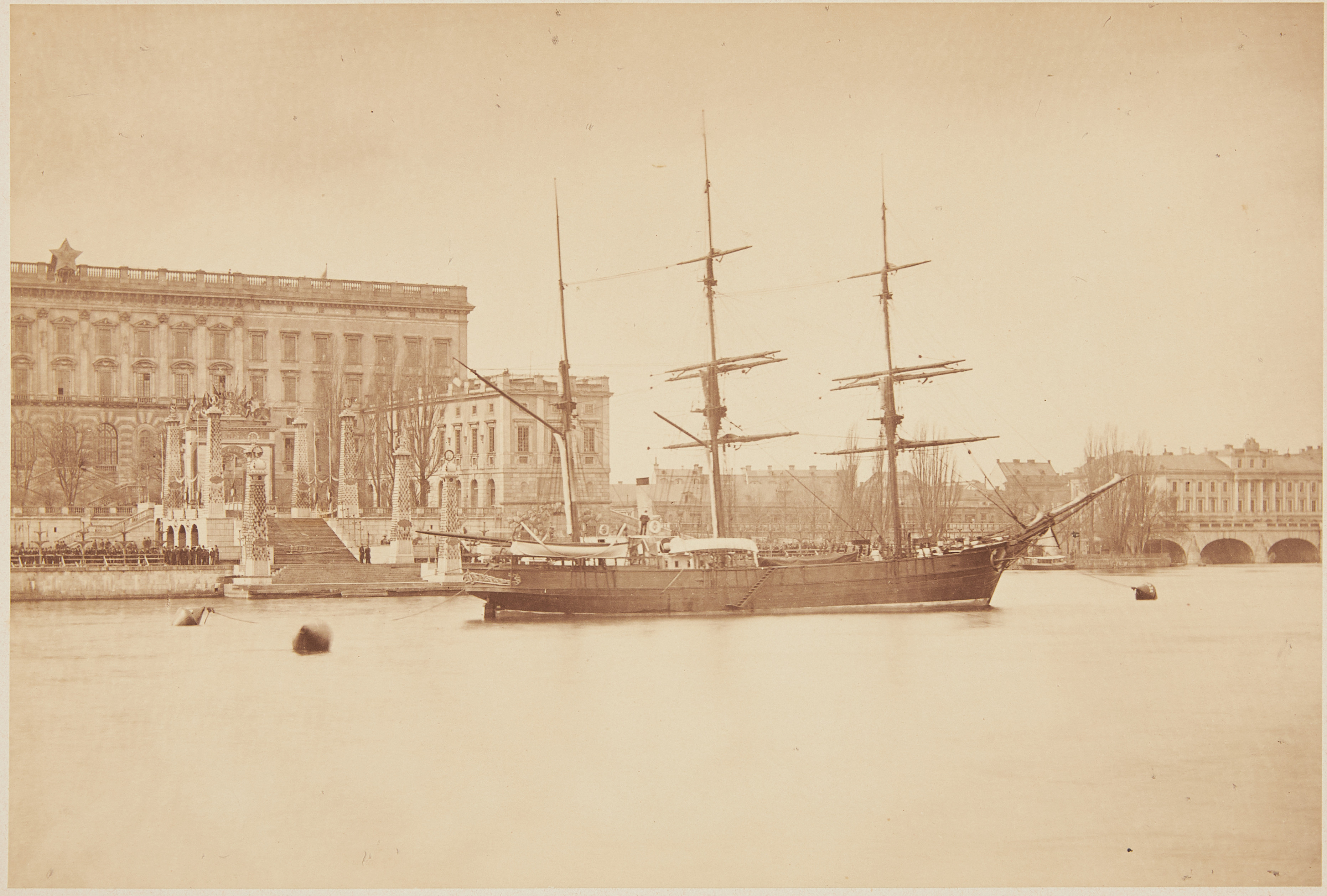 FOTOGRAFI AV VEGA VID STOCKHOLMS SLOTT 24 APRIL 1880, JAEGER.
