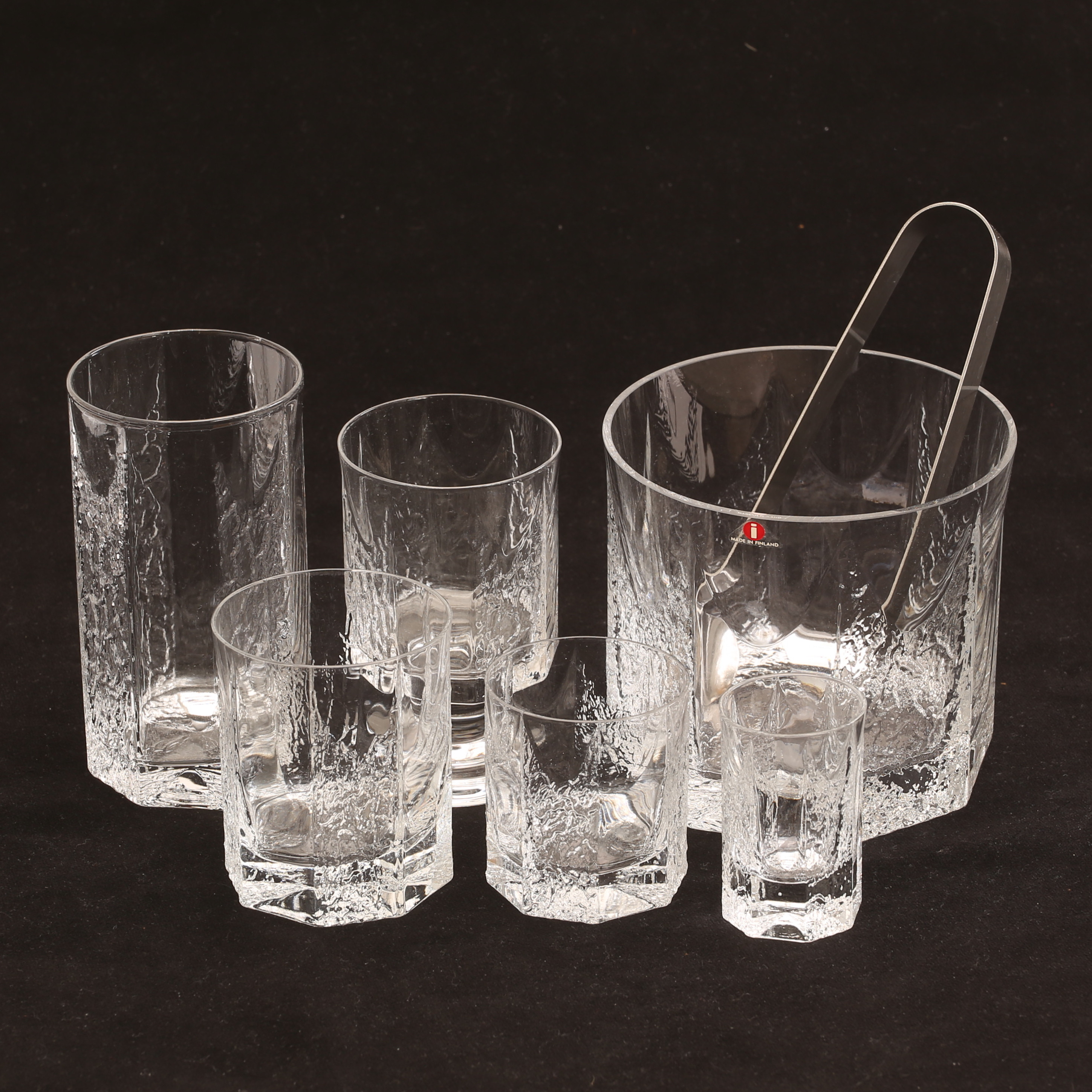 TIMO SARPANEVA. Glas, 23 delar, Kalinka, Iittala.