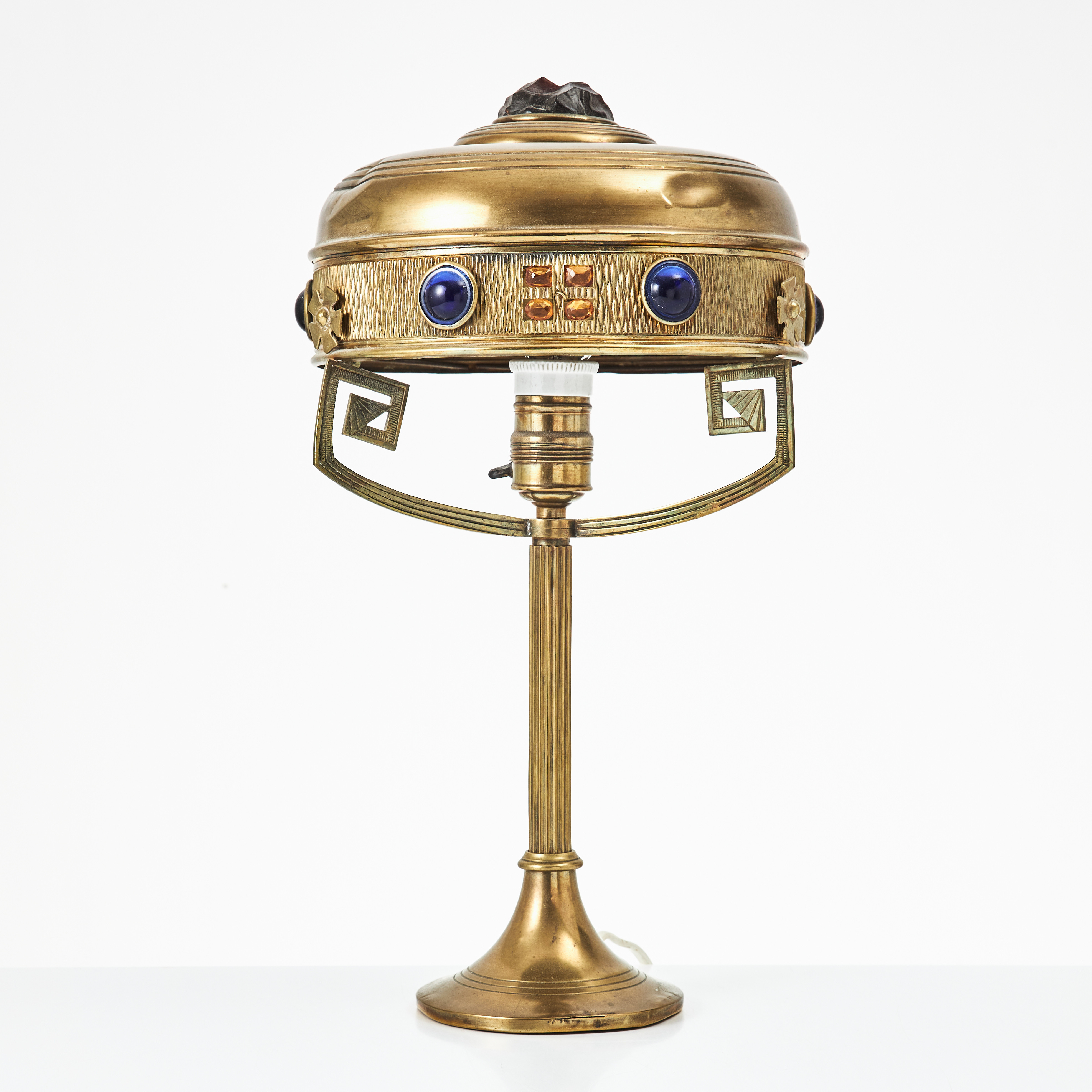 BORDSLAMPA, jugend, 1900-talets början.