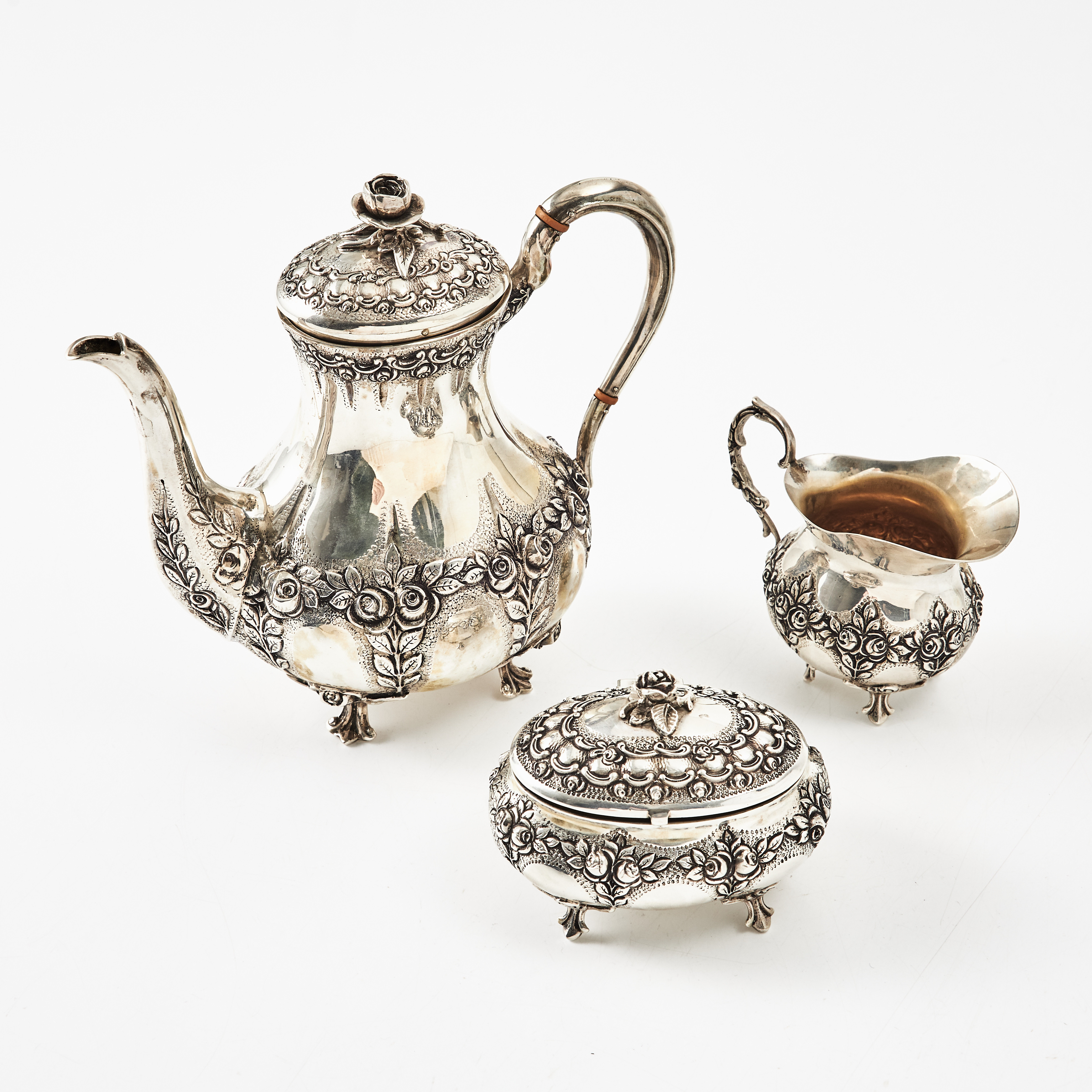 KAFFESERVIS, 3 delar, silver, rokokostil, svenska importstämplar.