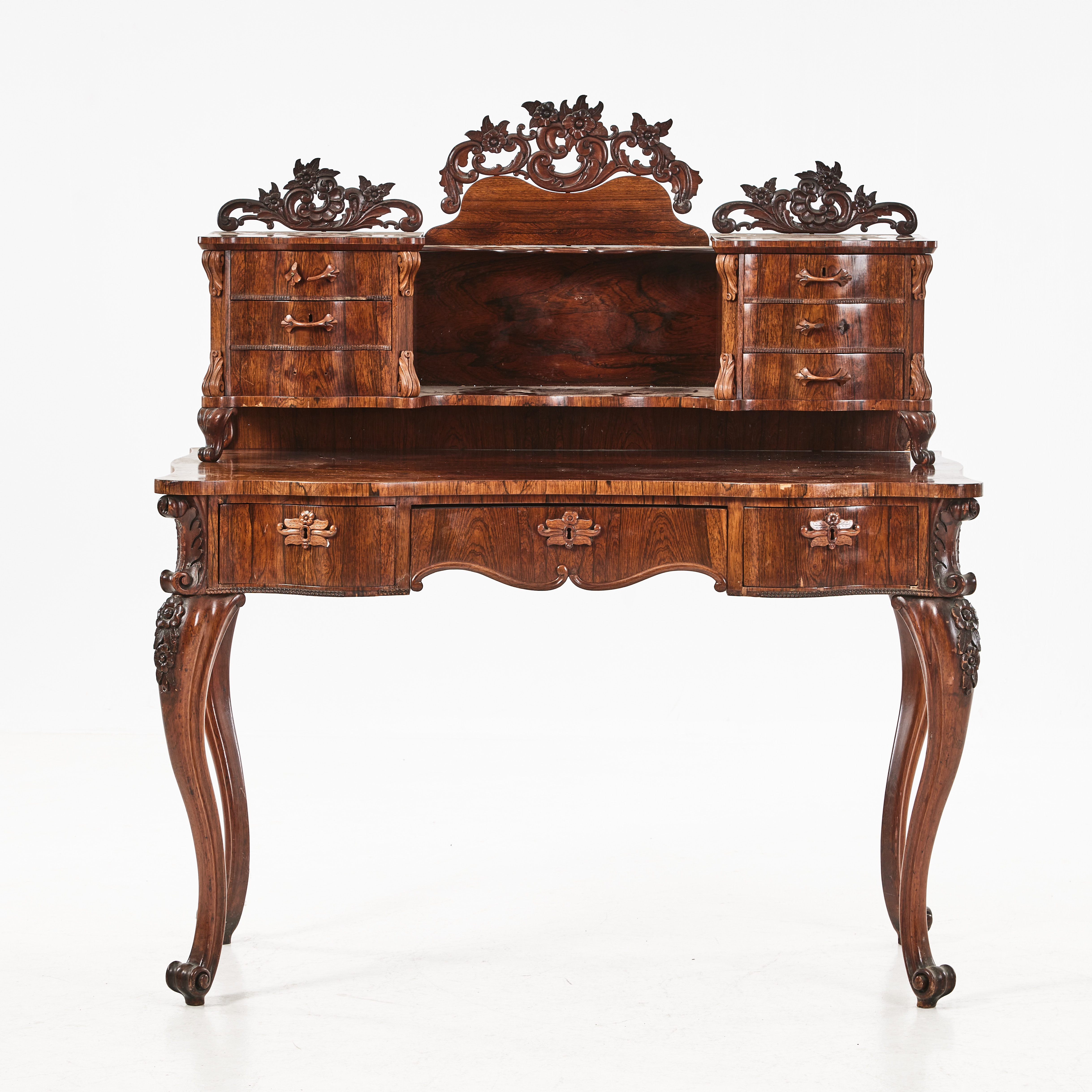 SKRIVBORD MED UPPSATS, nyrokoko, 1800-talets andra hälft, jakaranda, skulpterad dekor av blommor.