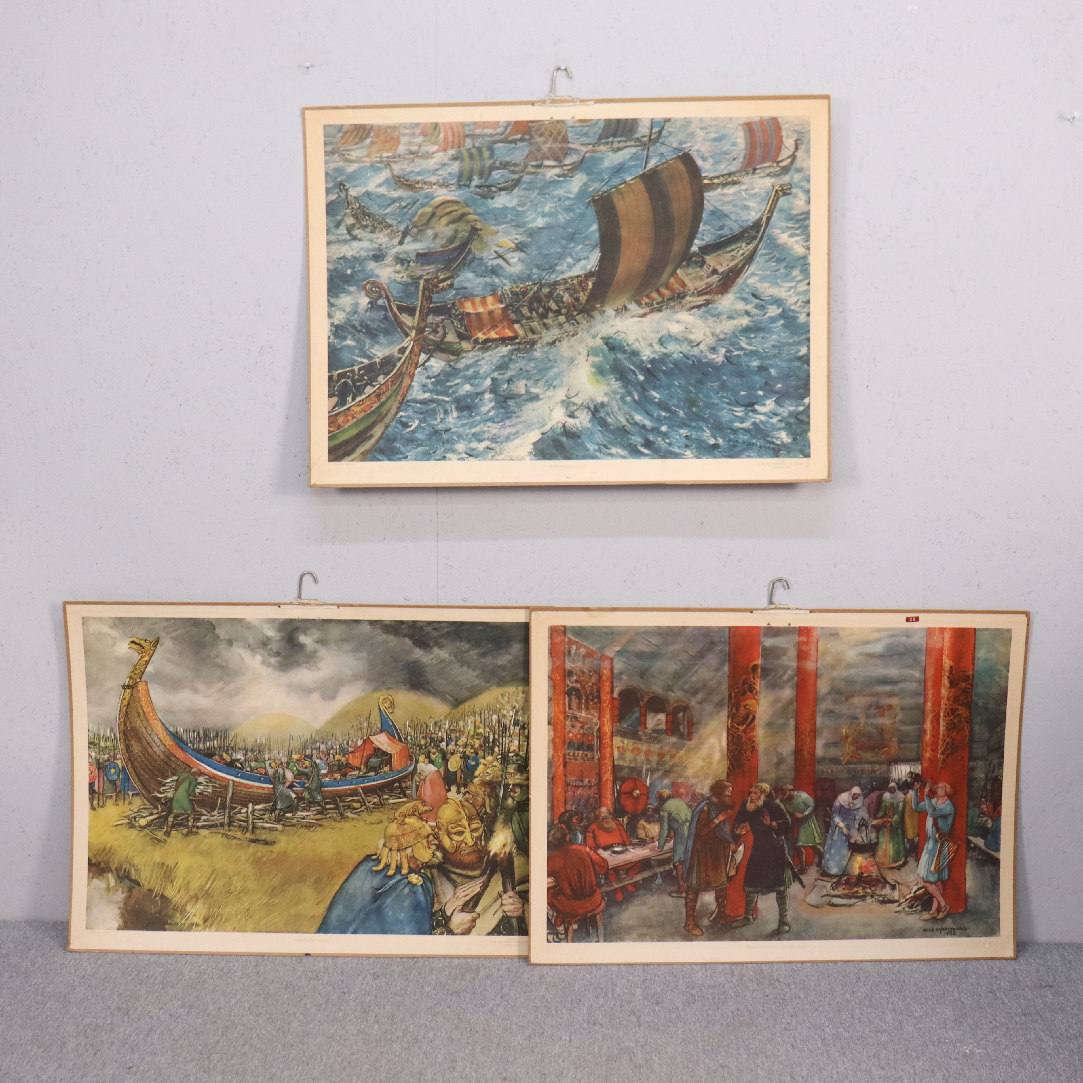 OLLE HJORTZBERG. skolplansch, Vikingar, gravsättning, fornnordisk gäststuga, vikingaflotta, 1930-tal, 3 st.