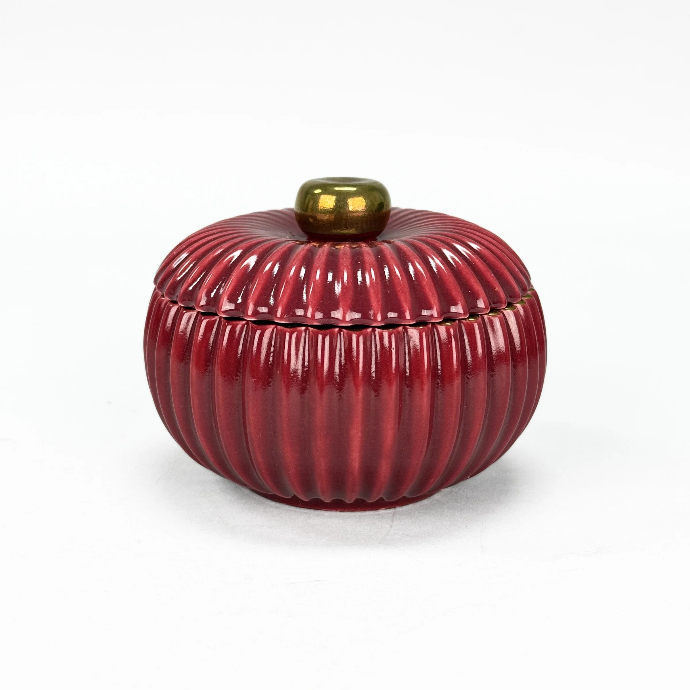 ARTHUR PERCY. SOCKERSKÅL - Rubin , Gefle Porslinsfabrik.