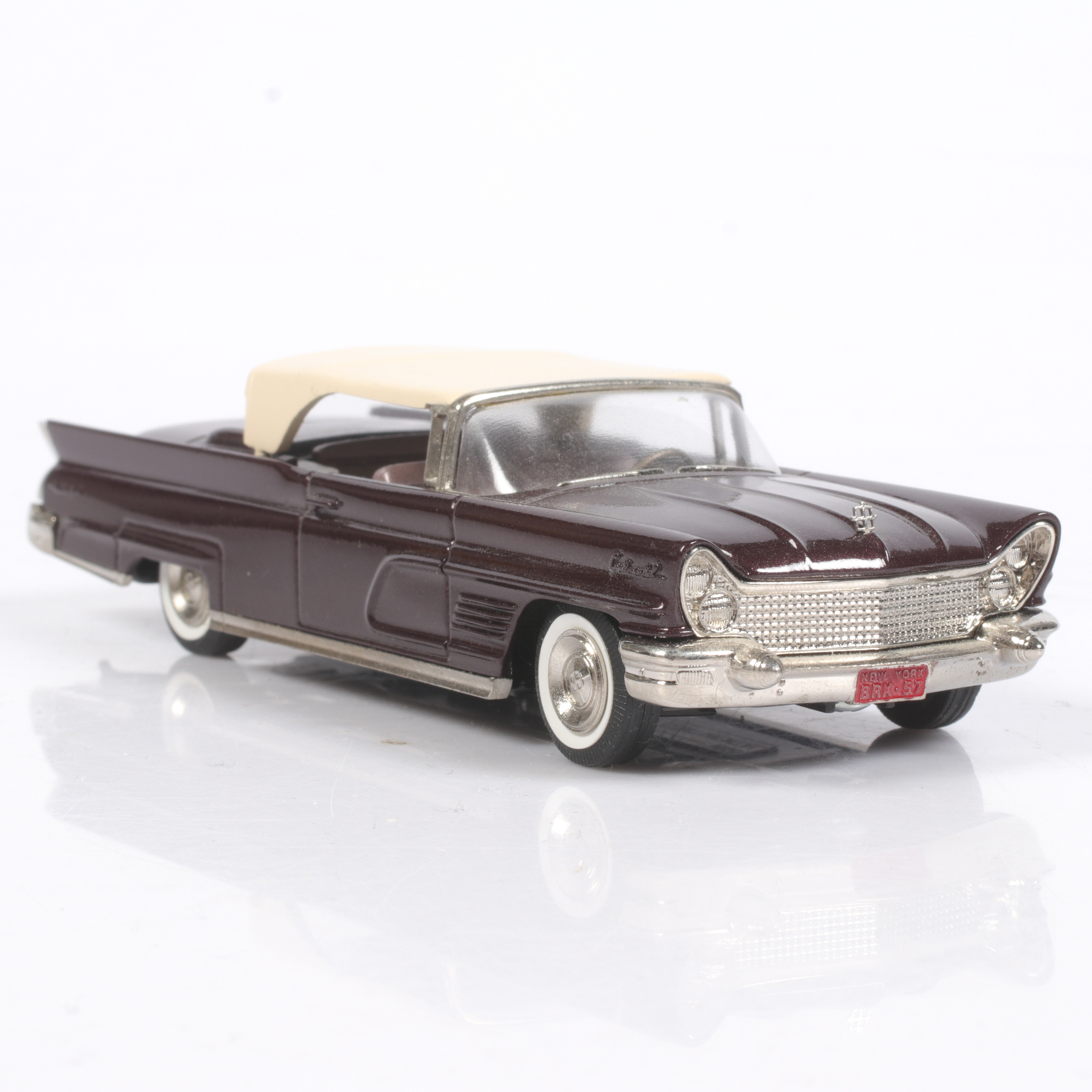MODELLBIL, metall/resin, Lincoln Continental, "Factory Special", 1960, Brooklin Models, skala 1:43.