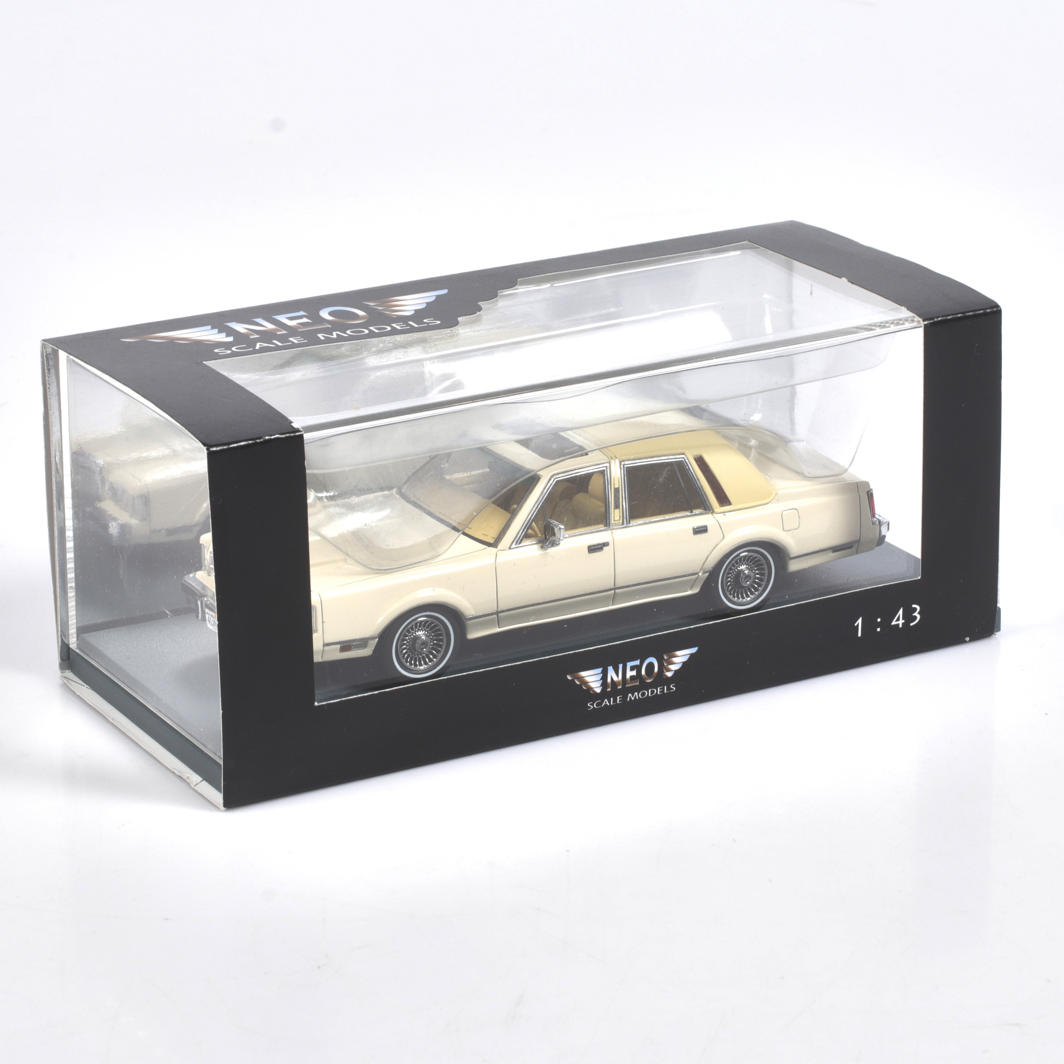 MODELLBIL, metall/resin, Lincoln Town Car, NEO Models, skala 1:43.