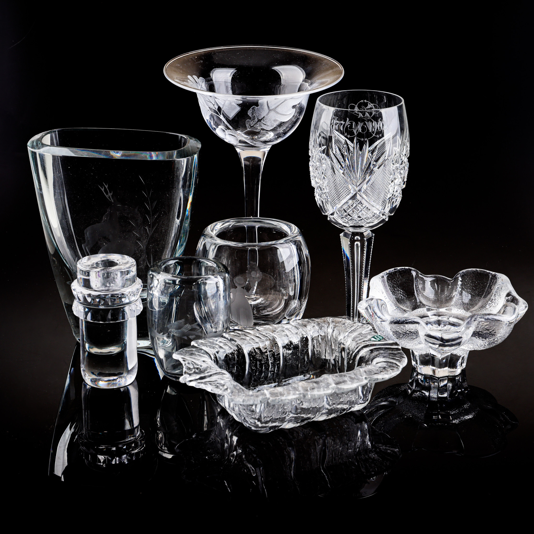 PARTI GLASVASER, SKÅLAR, LJUSSTAKE, samt bägare, 9 delar, Bl.a Orrefors, kosta och Mats Jonsson.