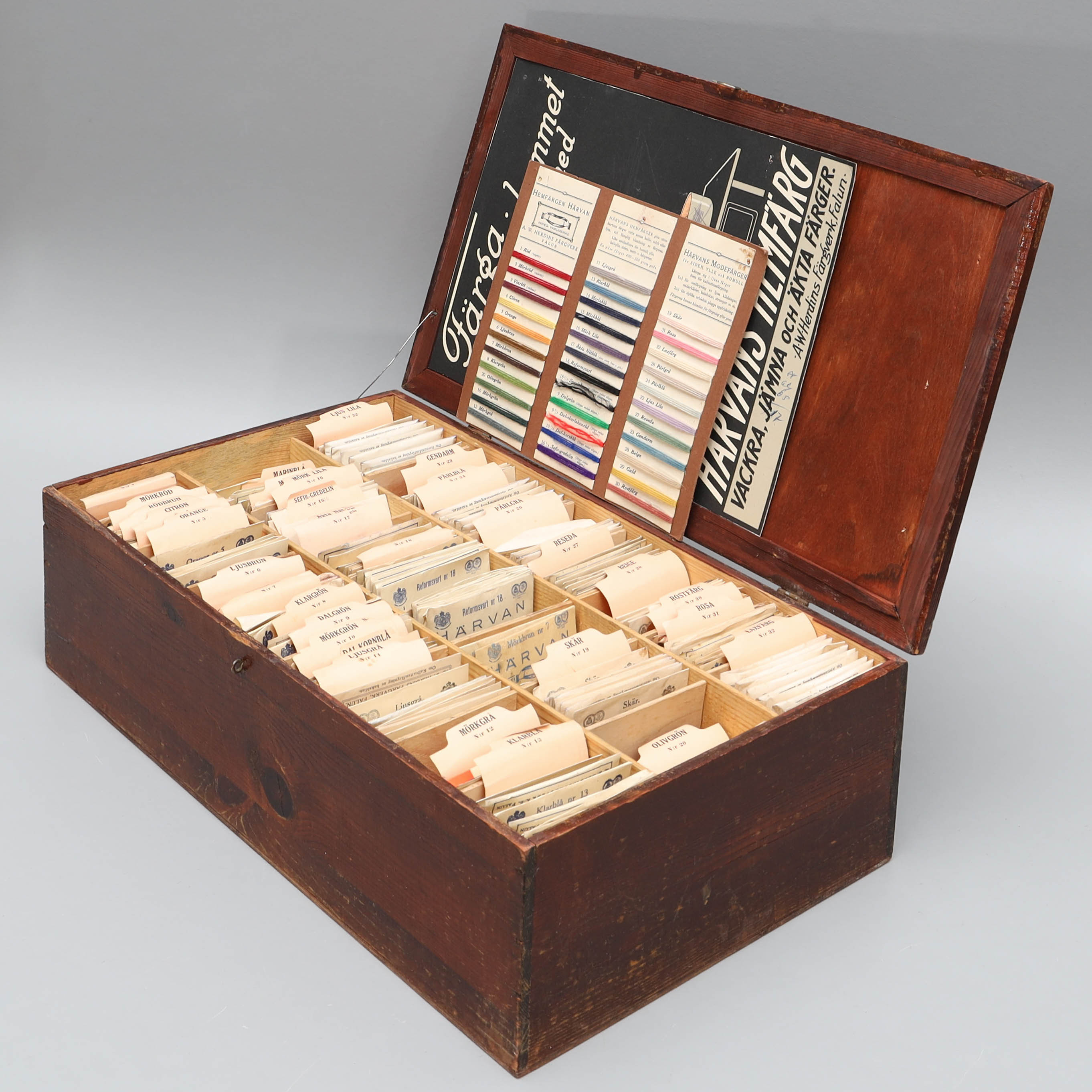 HEMFÄRGEN HÄRVAN, AW Herdins Färgverk, Falun, 1900-talets början.