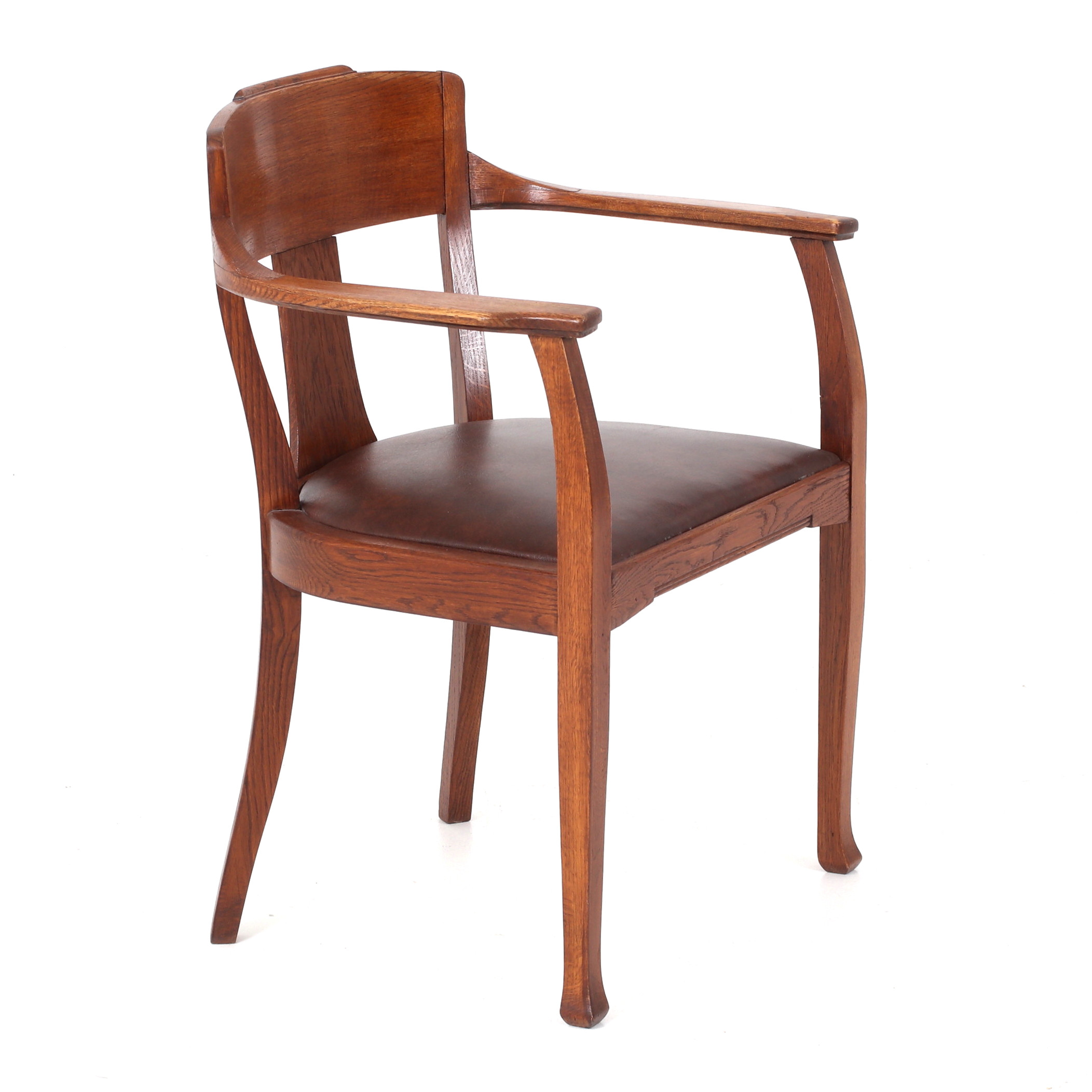 KARMSTOL, ek, jugend. 1900-talets första del.