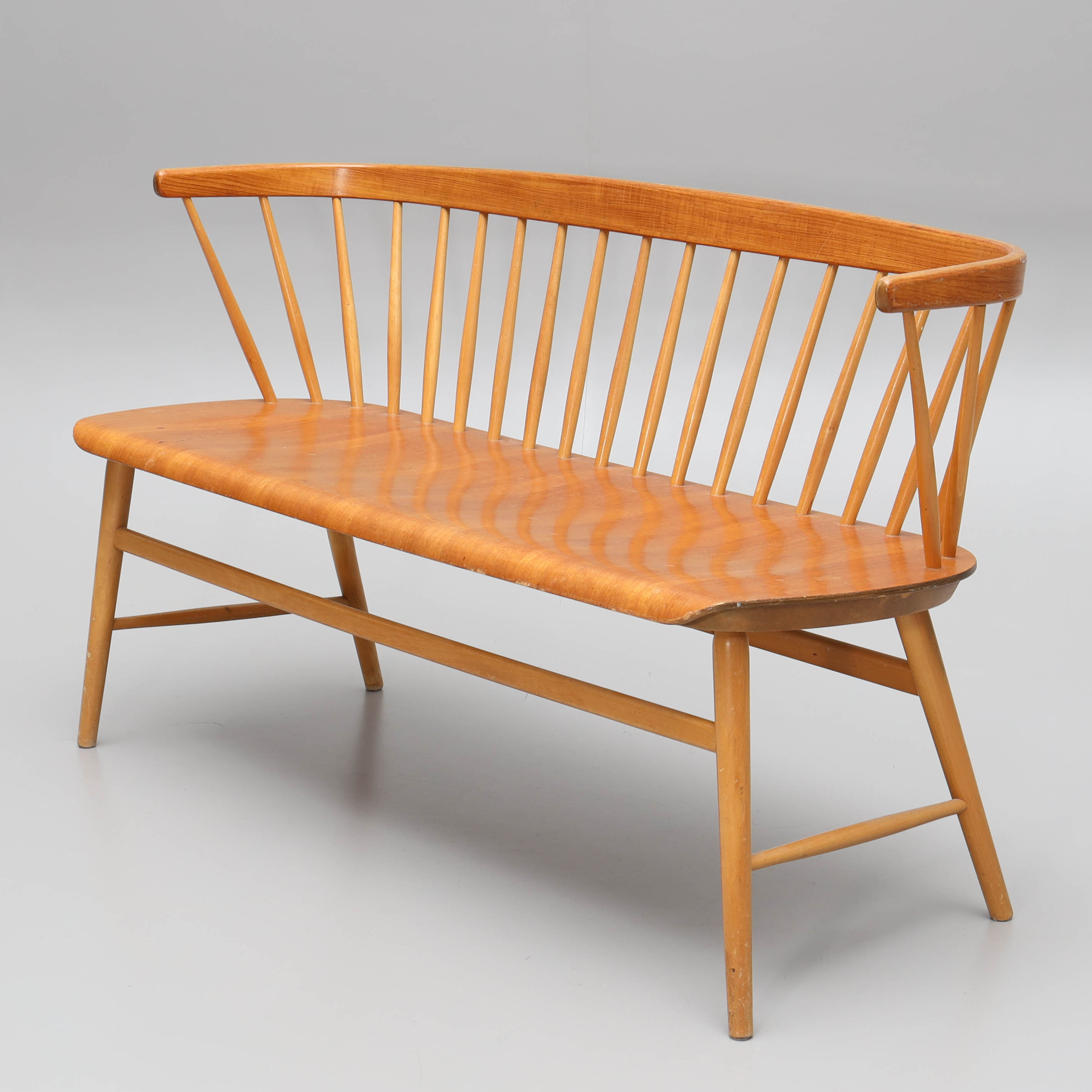 PINNSOFFA, teakfanér, "Florett", Bröderna Wigells Stolfabrik, 1900-talets mitt.