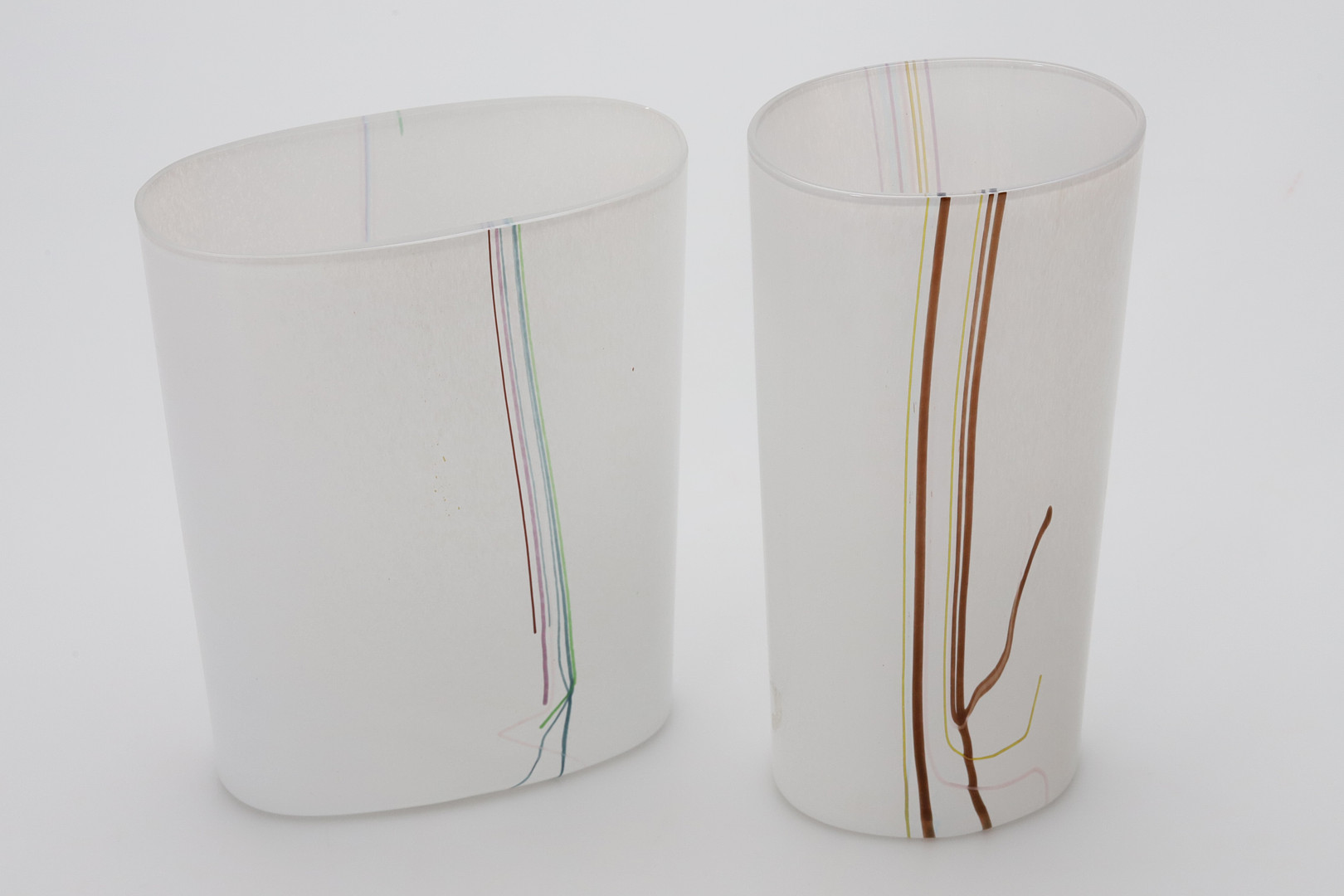 BERTIL VALLIEN, vaser, glas, "Rainbow", 2 st.