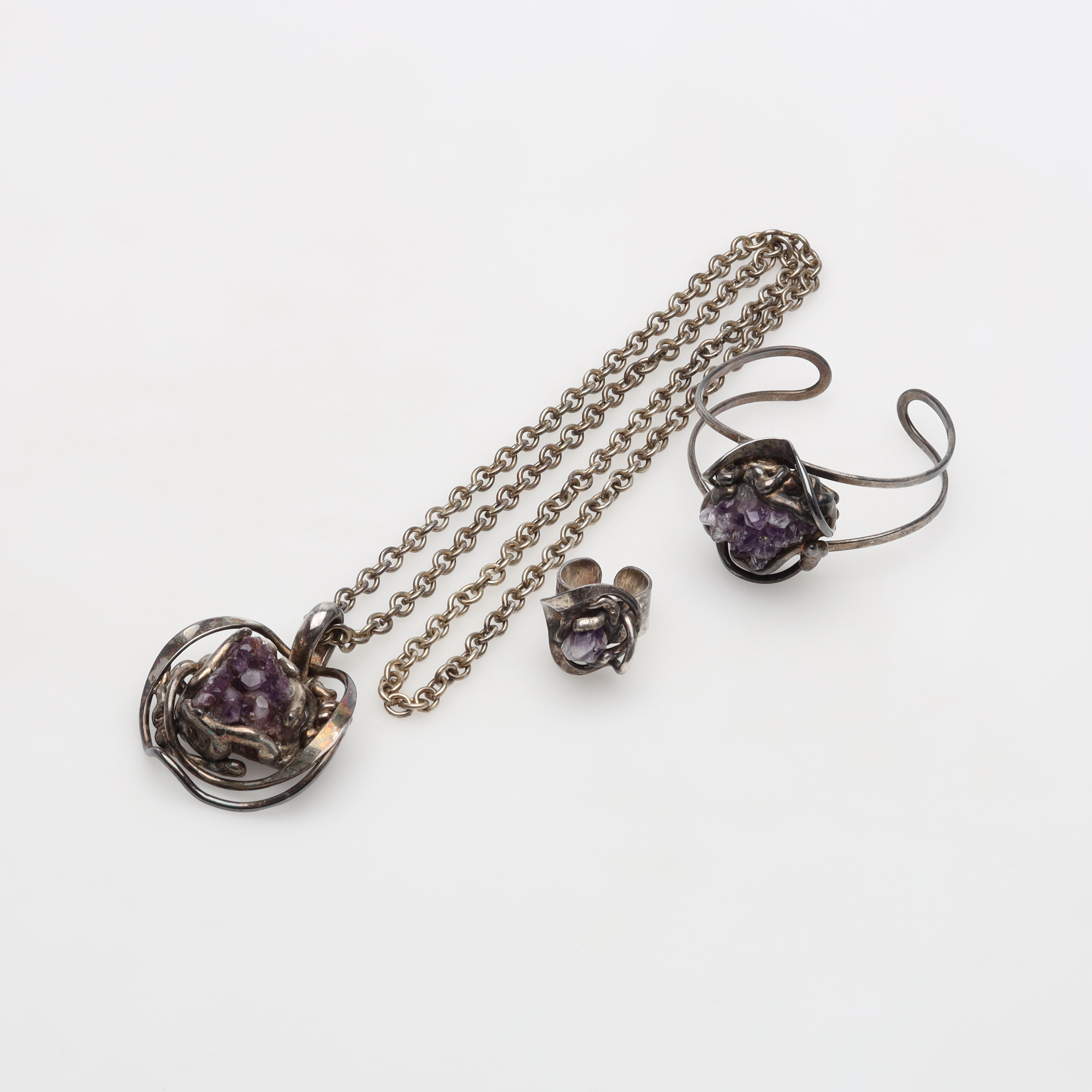 SMYCKESET med ametister silver Danmark bruttovikt ca 100 gram.