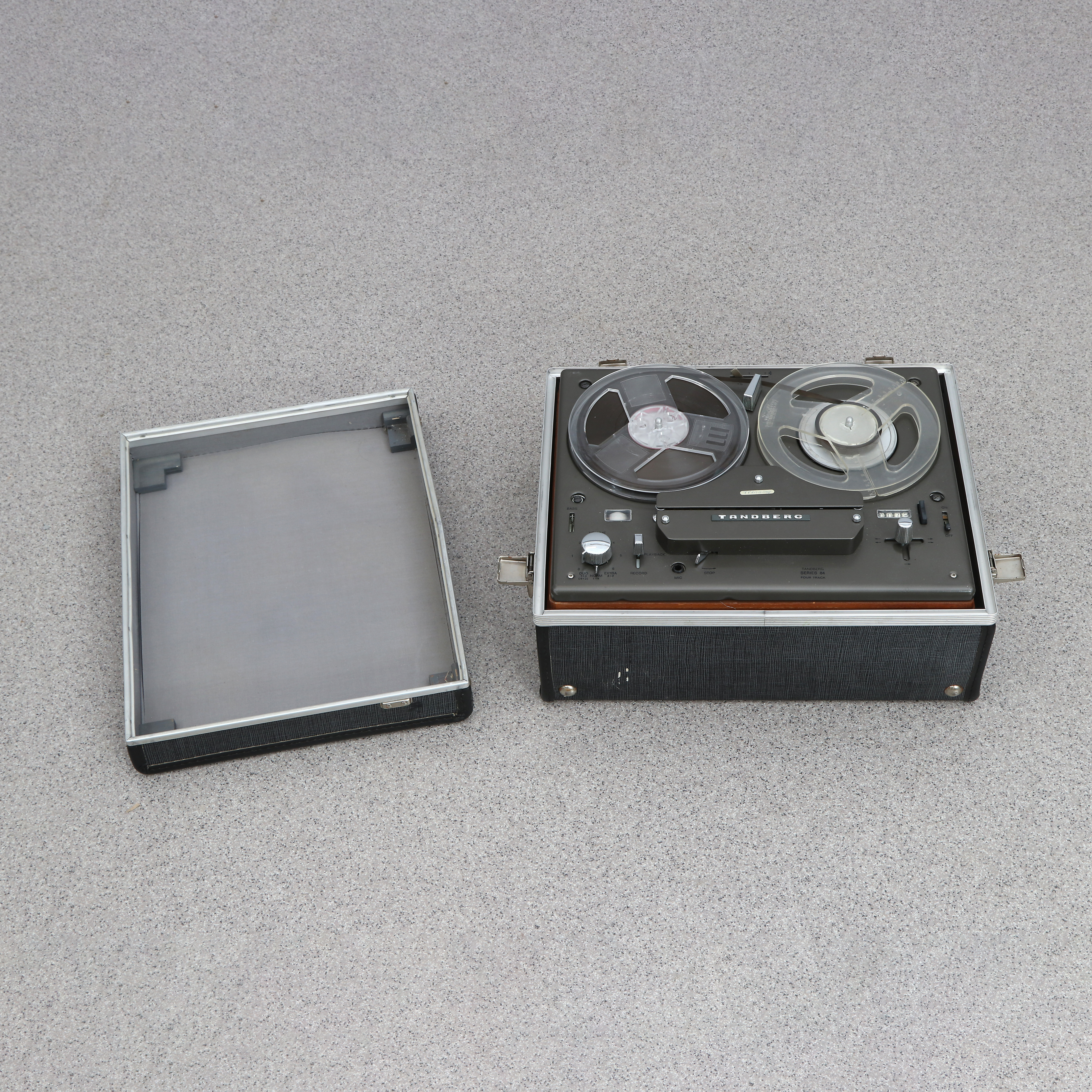 TANDBERG, RULLBANDSPELARE. Series 84.