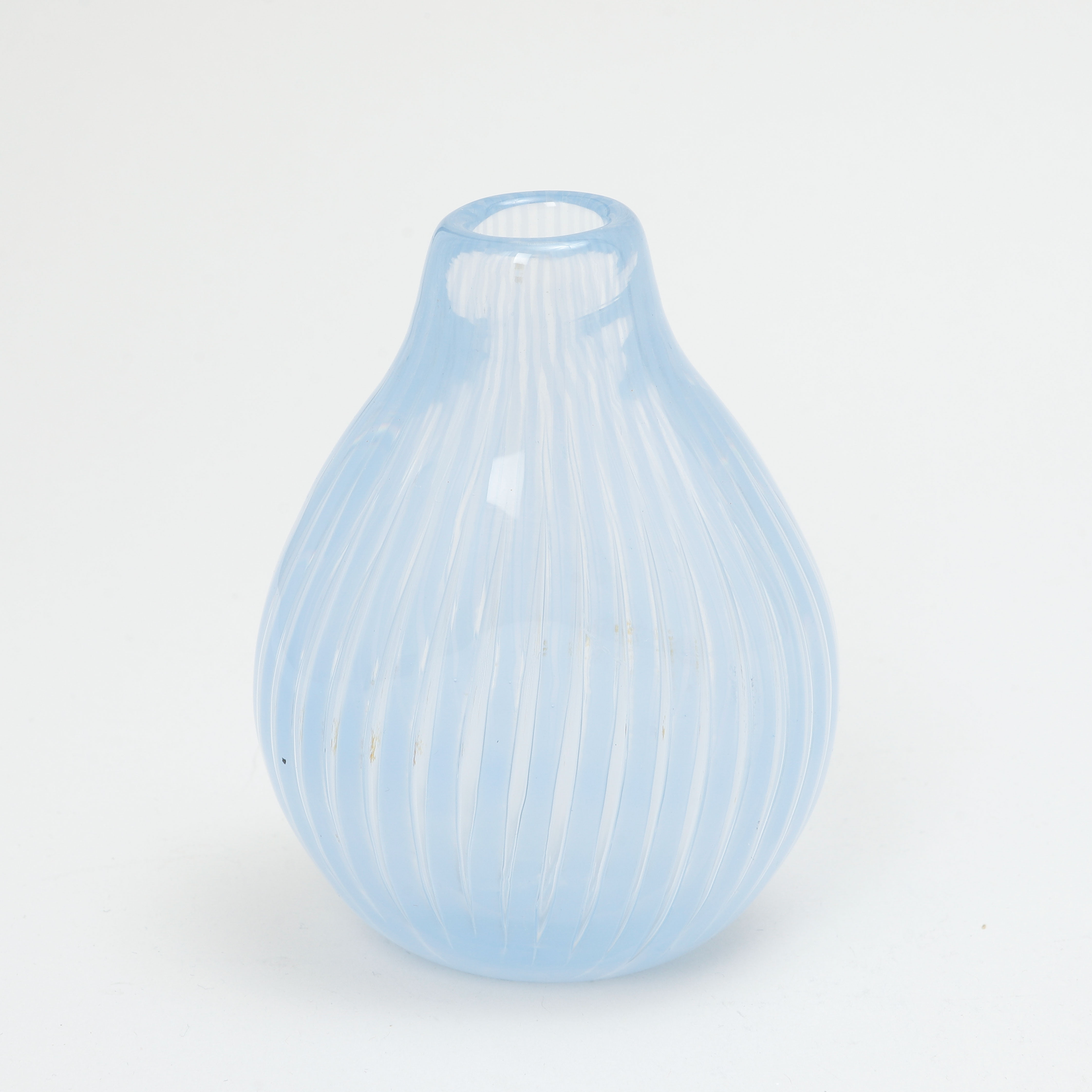 EDVIN  ÖHRSTRÖM. Vas, "Ariel", Orrefors, signerad, Nr 2048-E.