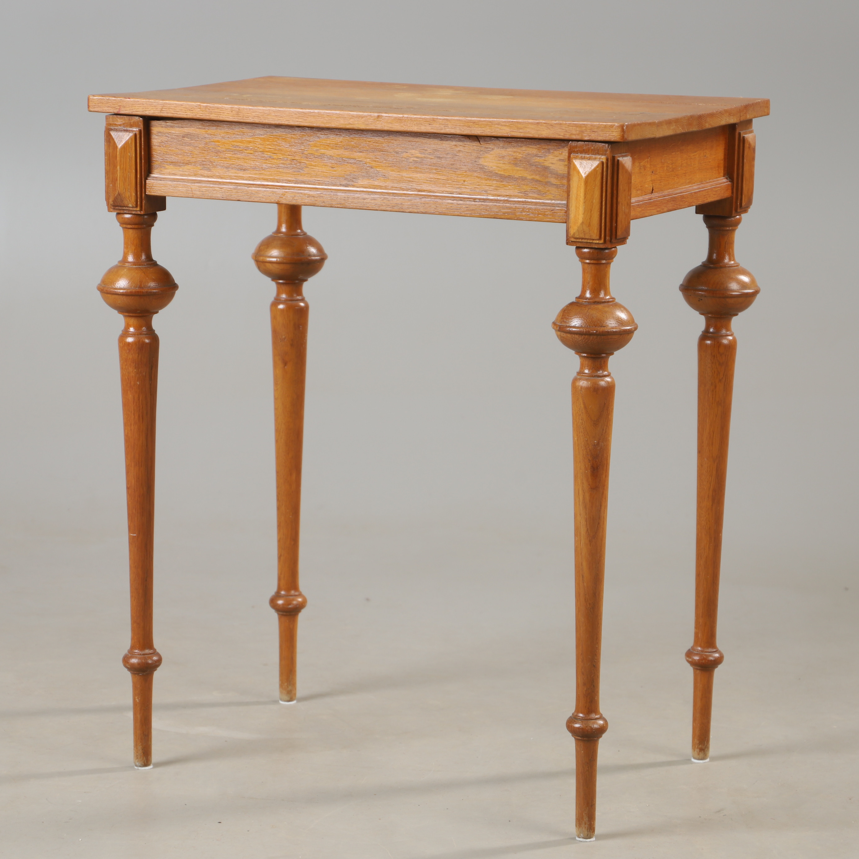 BORD, ek, nyrenässans.