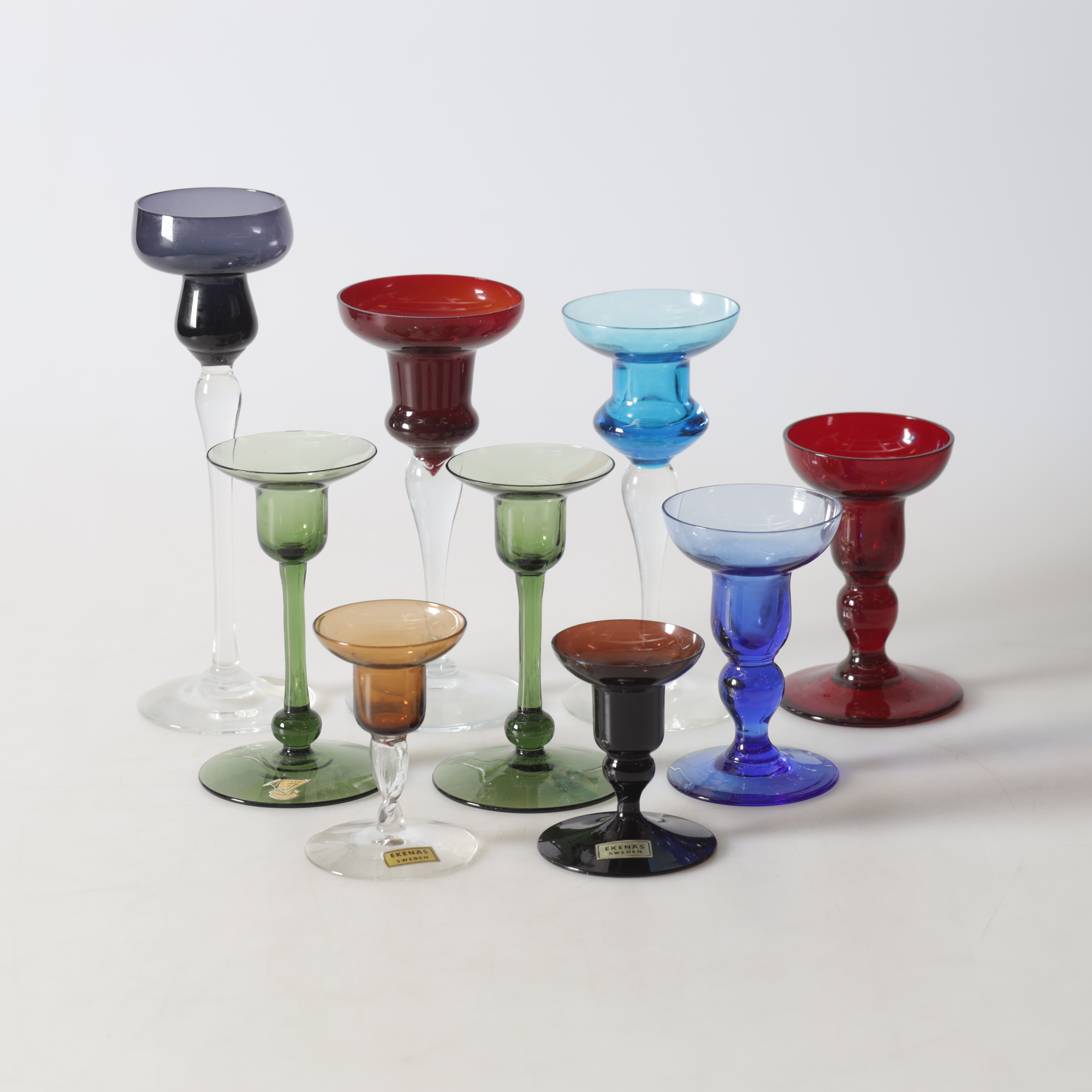 LJUSSTAKAR, 9 st, glas, bl a Ekenäs och Gullaskruf, 1900-tal.