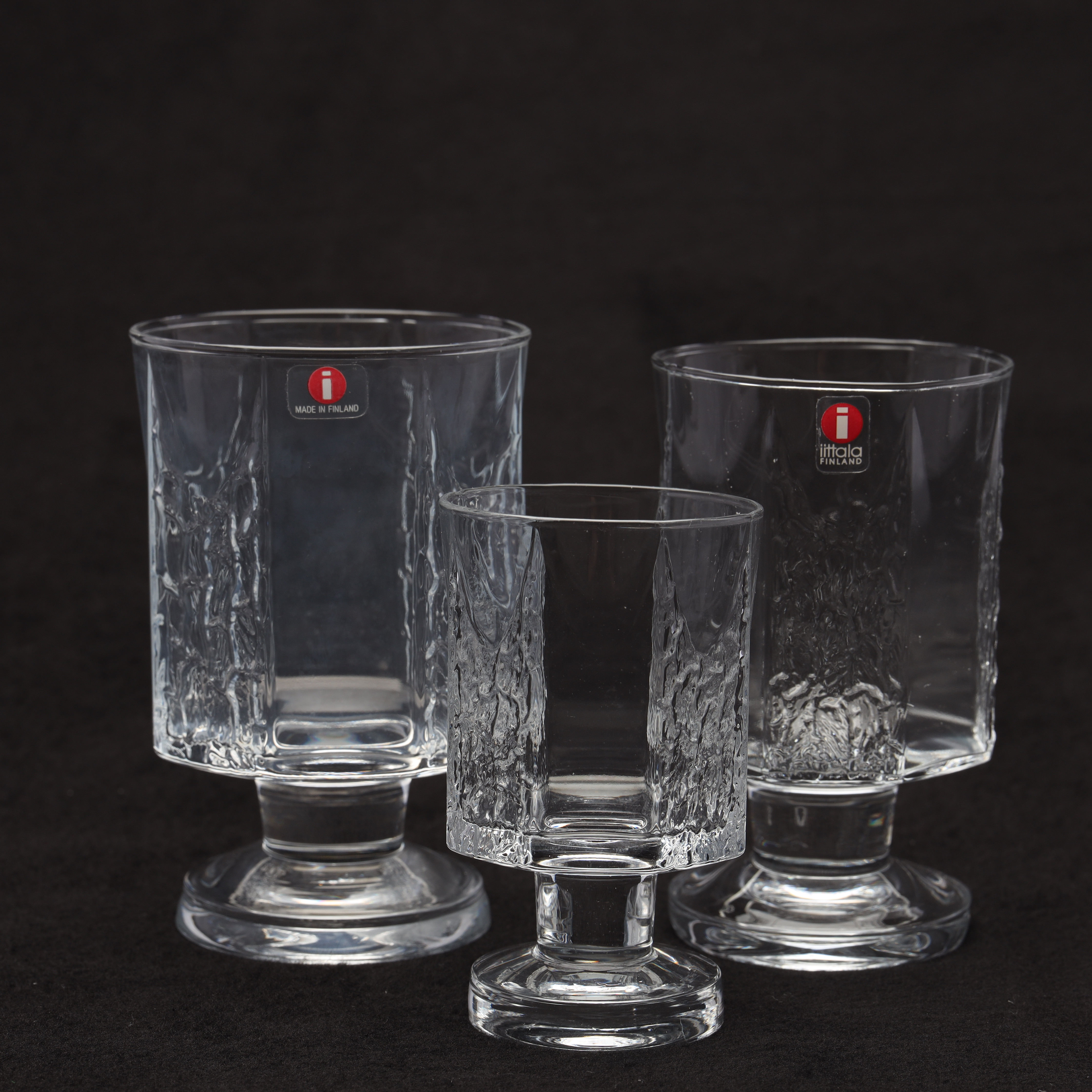 TIMO SARPANEVA. GLASSERVIS 35 delar "Kalinka" Iittala, Finland.