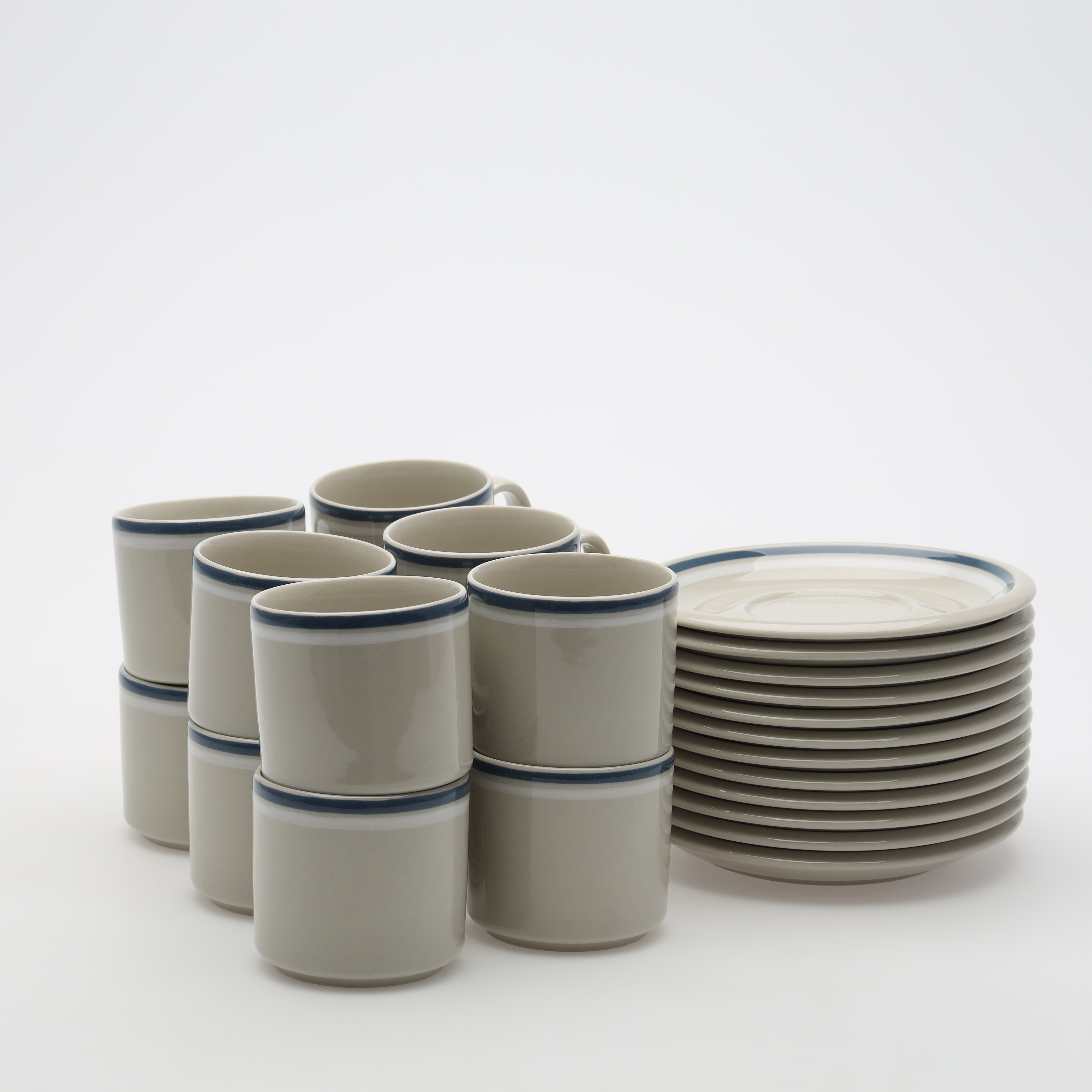 ANJA JAATINEN-WINQUIST. KAFFESERVIS 24 delar, "Lagun", stengods, Arabia, Finland.