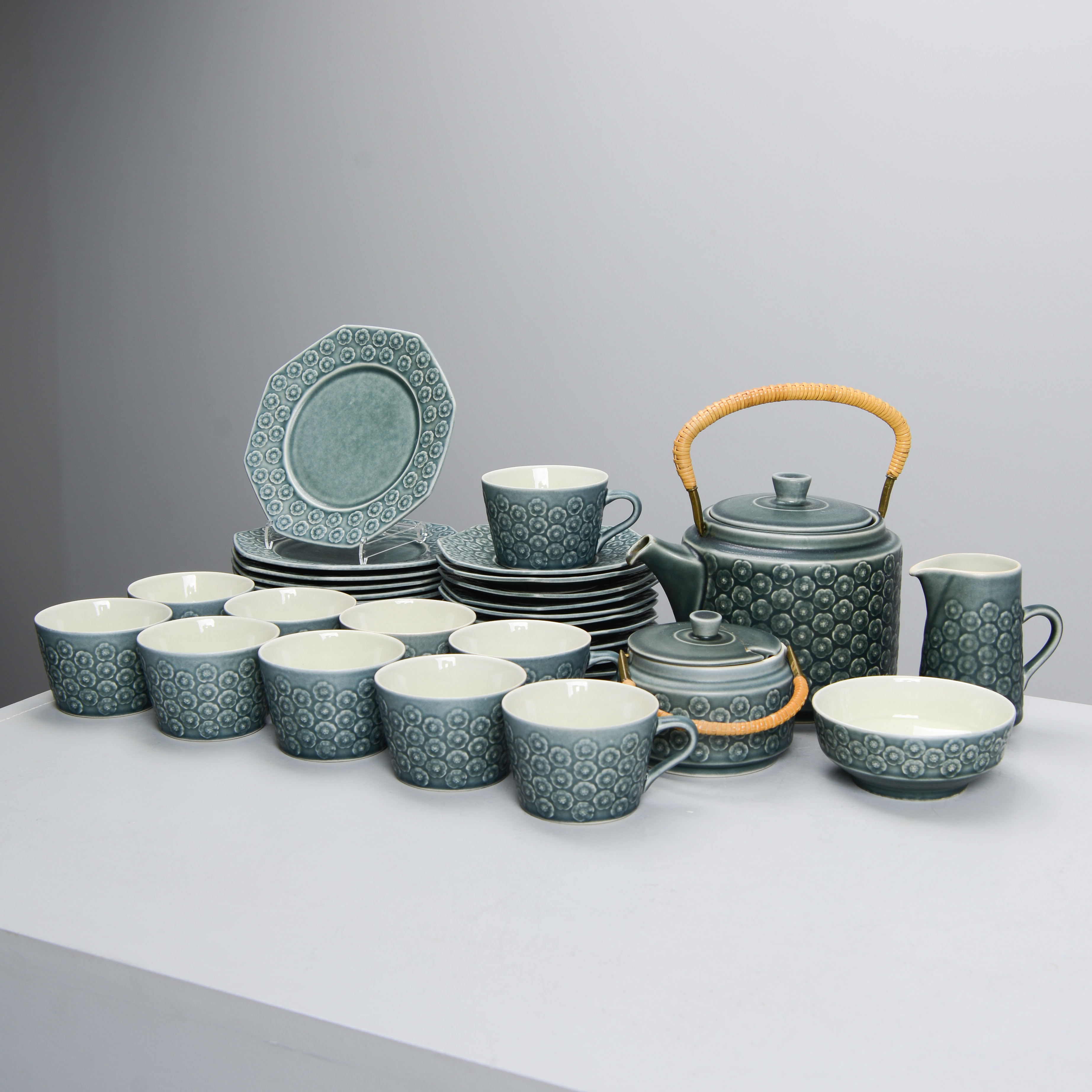 JENS HARALD QUISTGAARD. ”Azur”, teservis för 10 personer, Kronjyden, Danmark, 1950/1960-tal (24 delar).