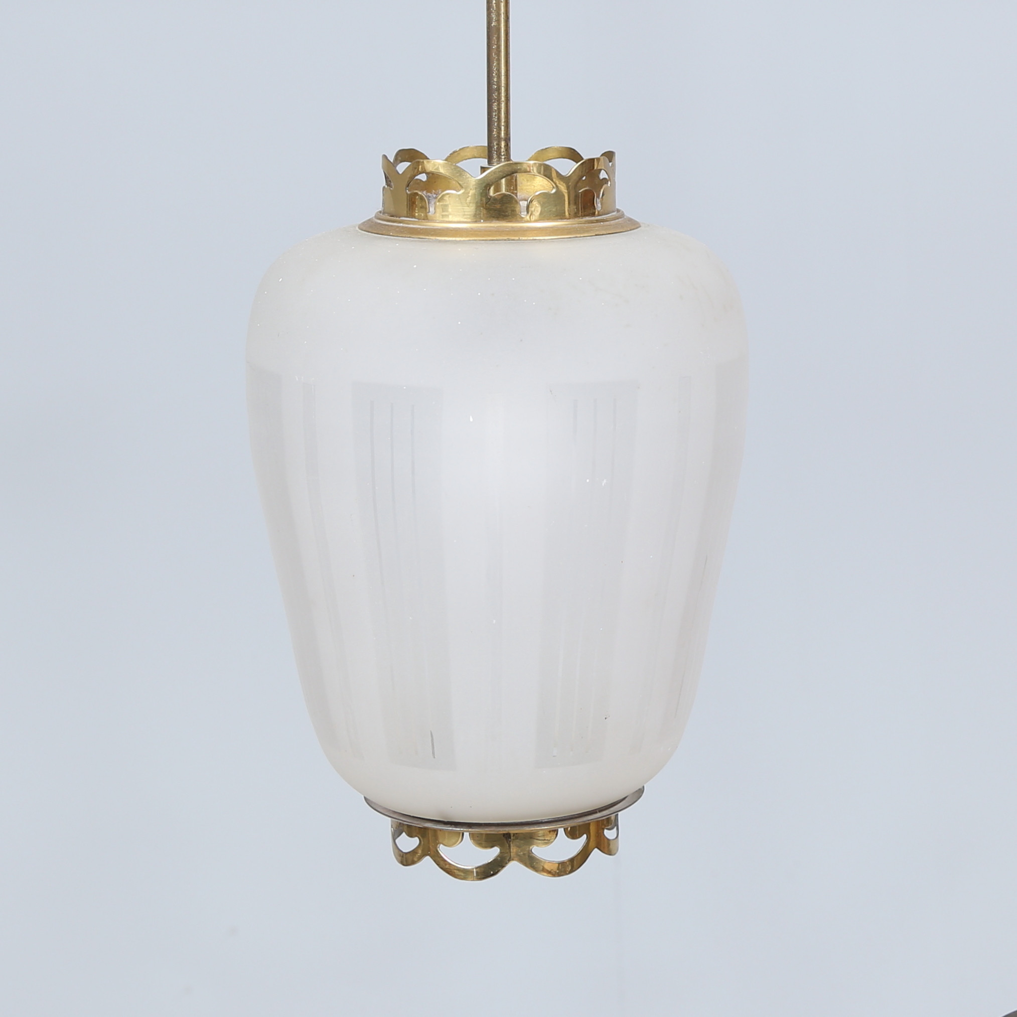 TAKLAMPA, mässing och glas, Swedish modern, 1940-tal.