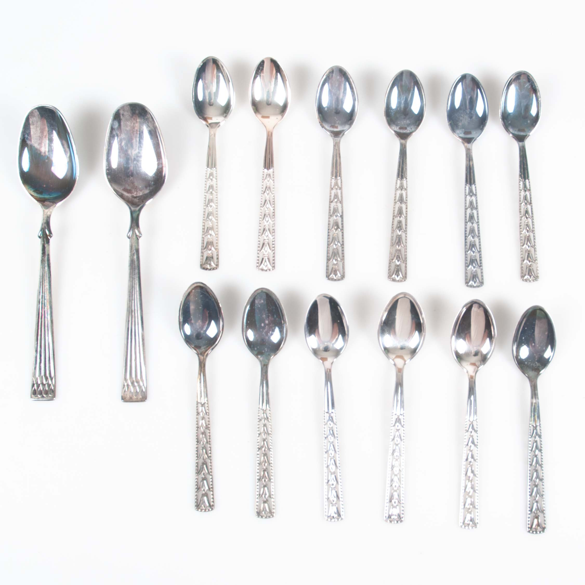 SKEDAR, Silver 14 st, 12 st modell victoria samt 2 st "arv" Norge, totalt 156 g.