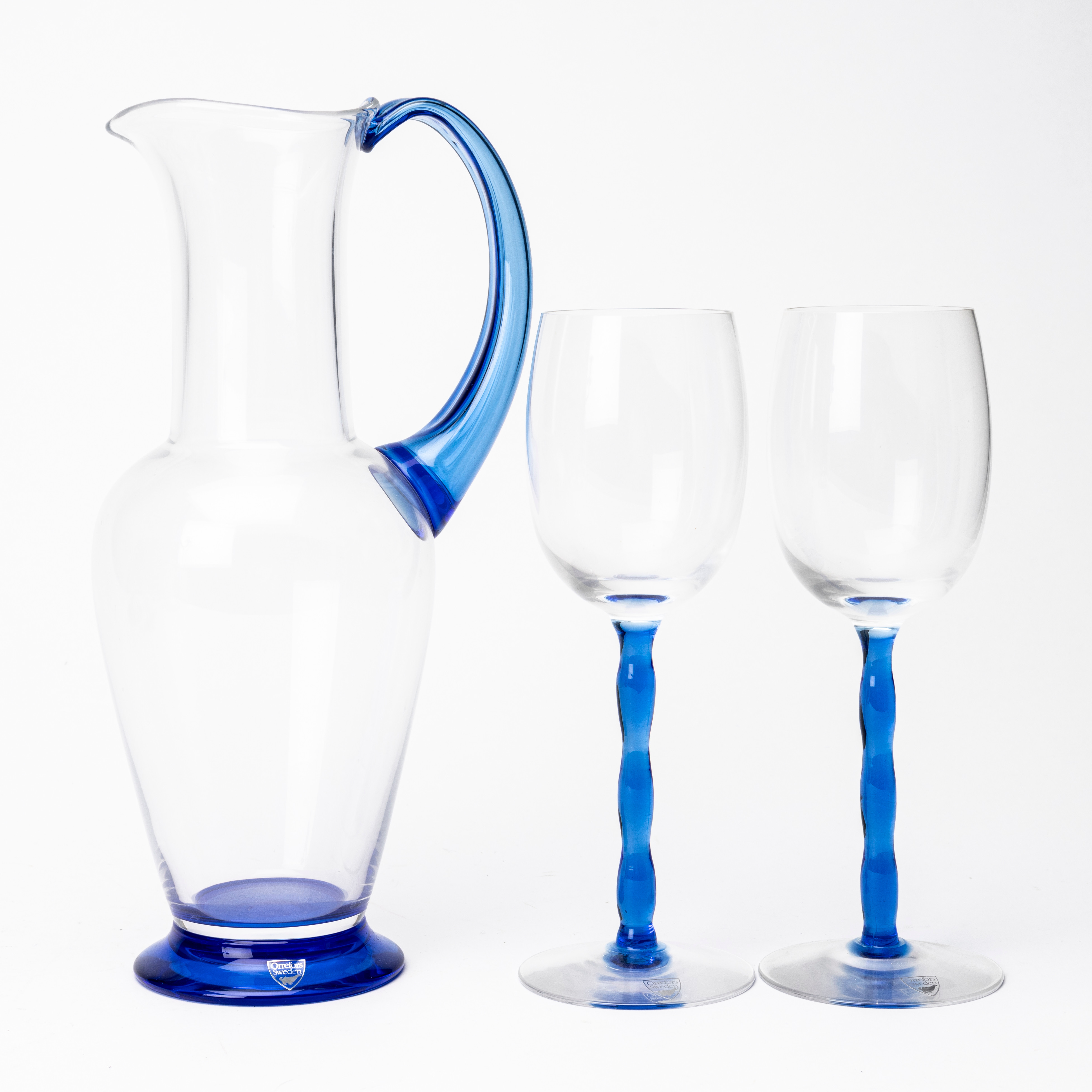 GUNNAR CYRÉN. Servisdelar, 3 st, "Nobel", formgiven 1991, etikettmärkta, Orrefors.