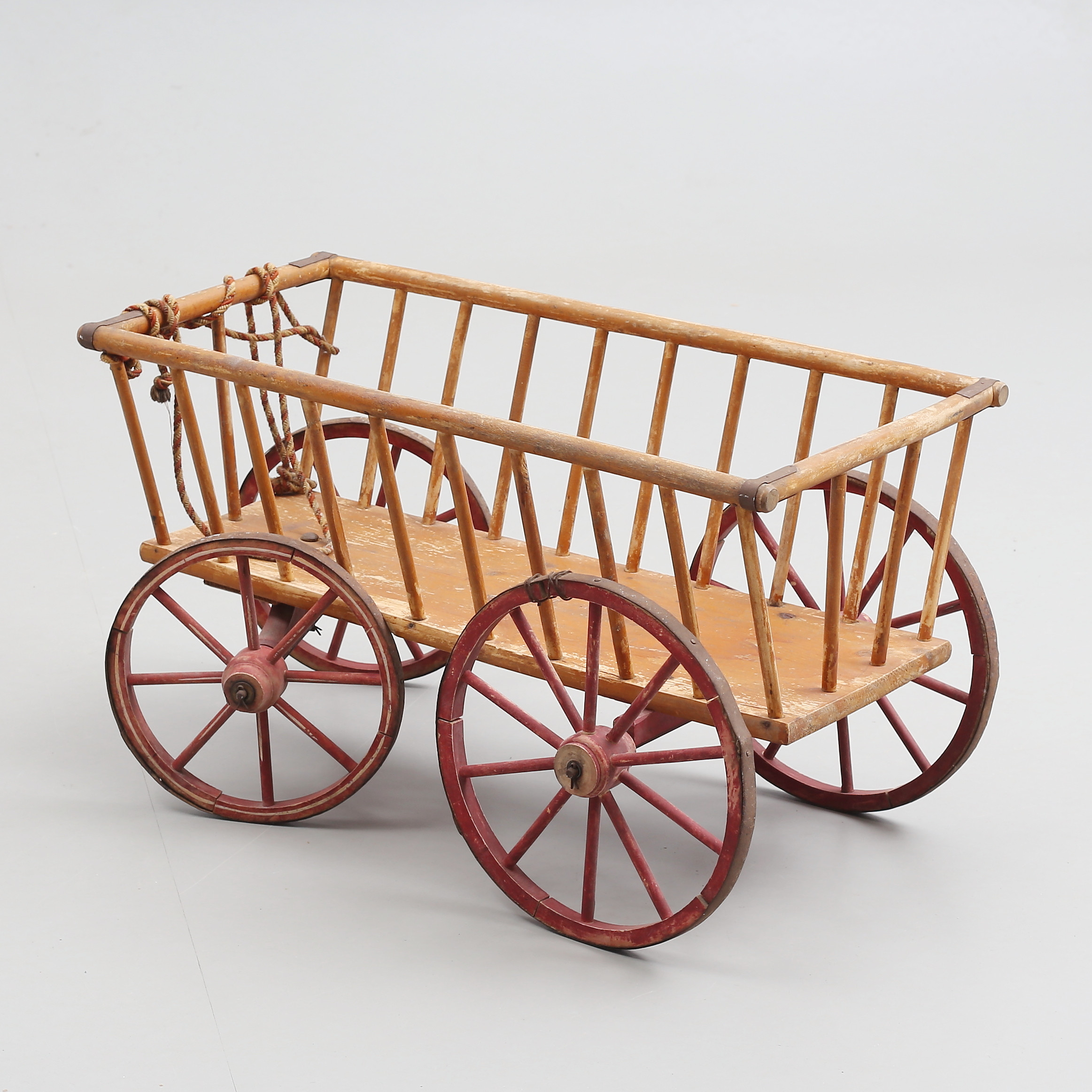 SKRINDA, trä, 1900-talets första hälft.