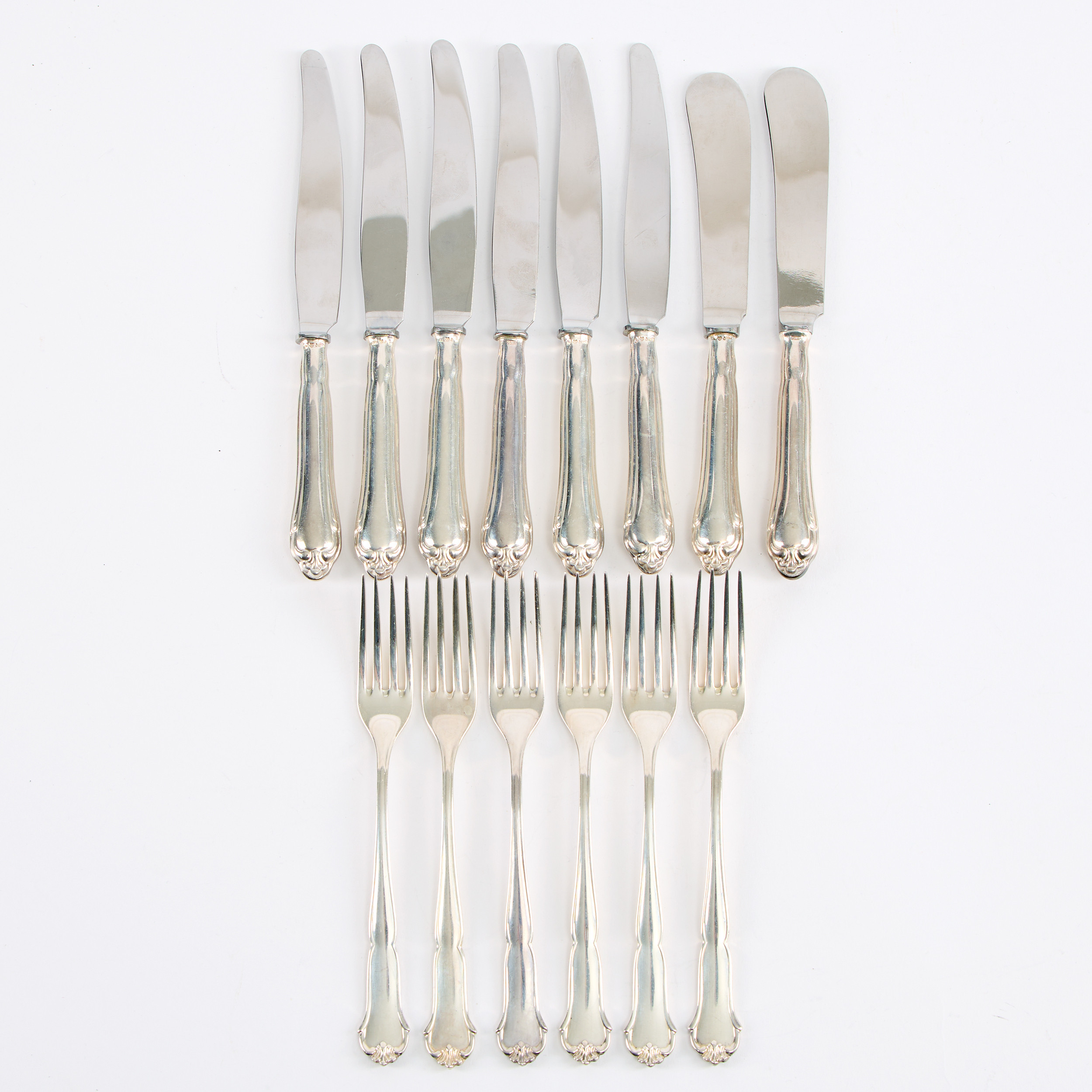 FÖRRÄTTSBESTICK SAMT SMÖRKNIVAR, 14 delar, CG.Hallberg, Stockholm, 1950-tal. Silver.