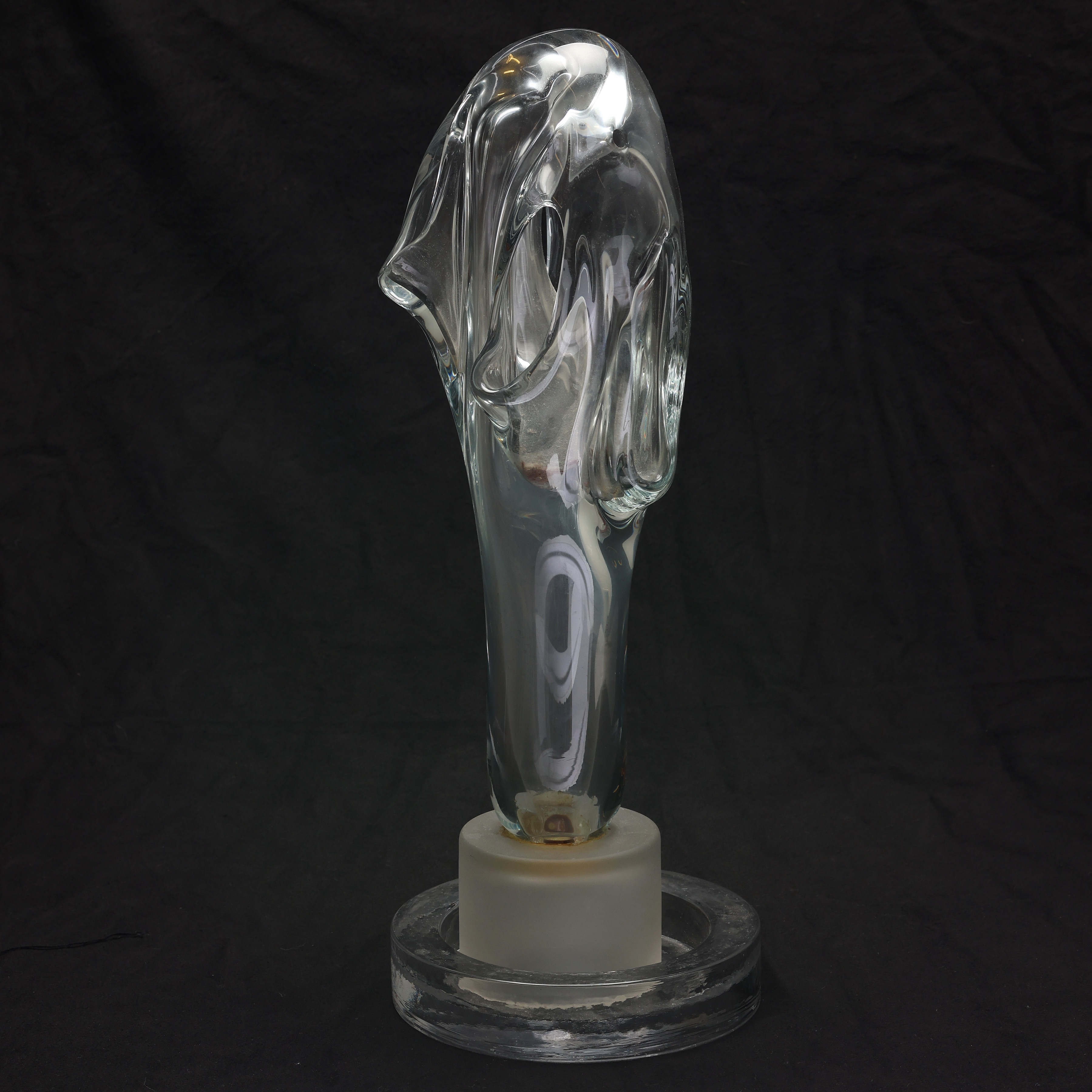 OKÄND KONSTNÄR. Skulptur, abstrakt signerad.