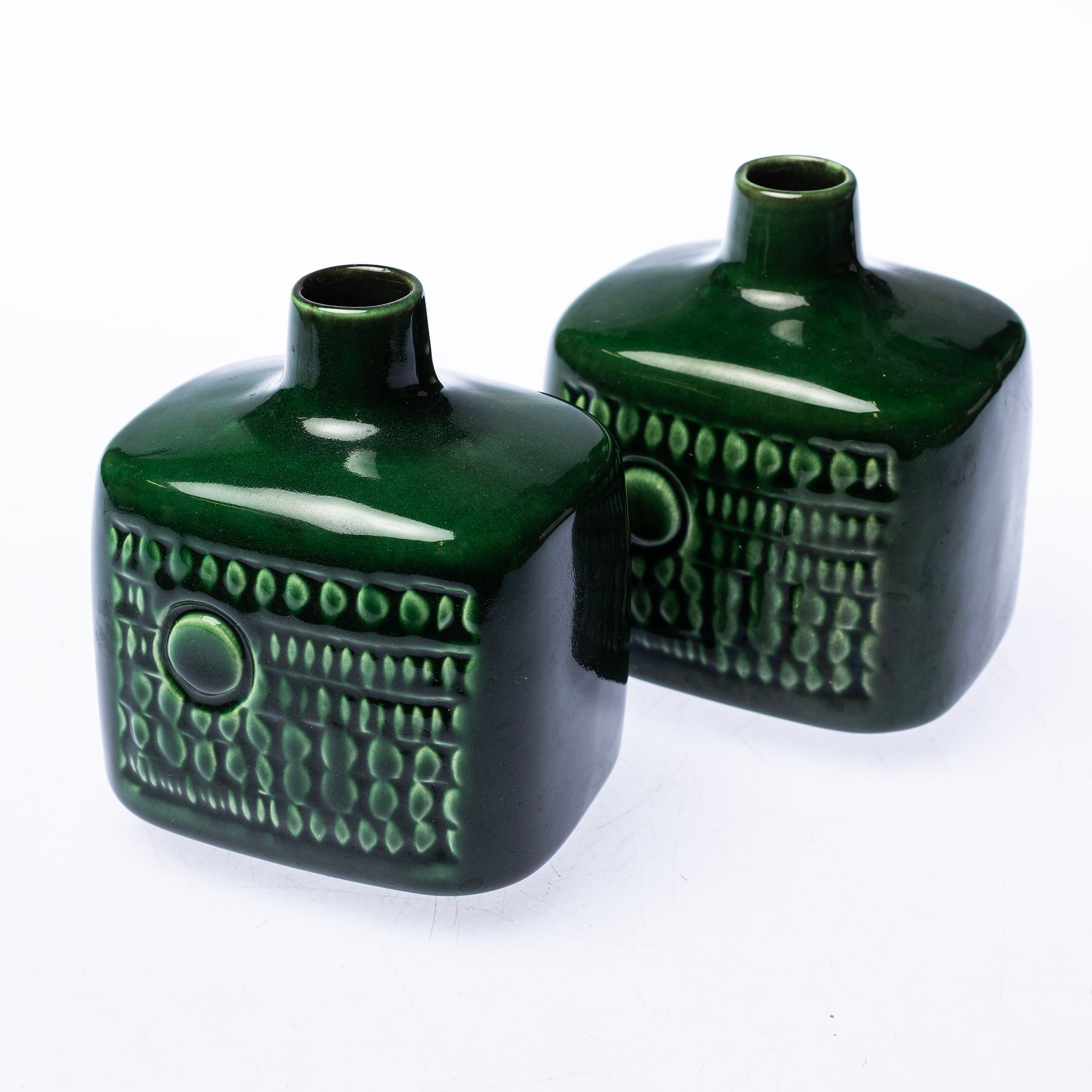 CHRISTINA FIEDLER. Vaser, ett par, "Mistel", Bo Fajans, Gefle.