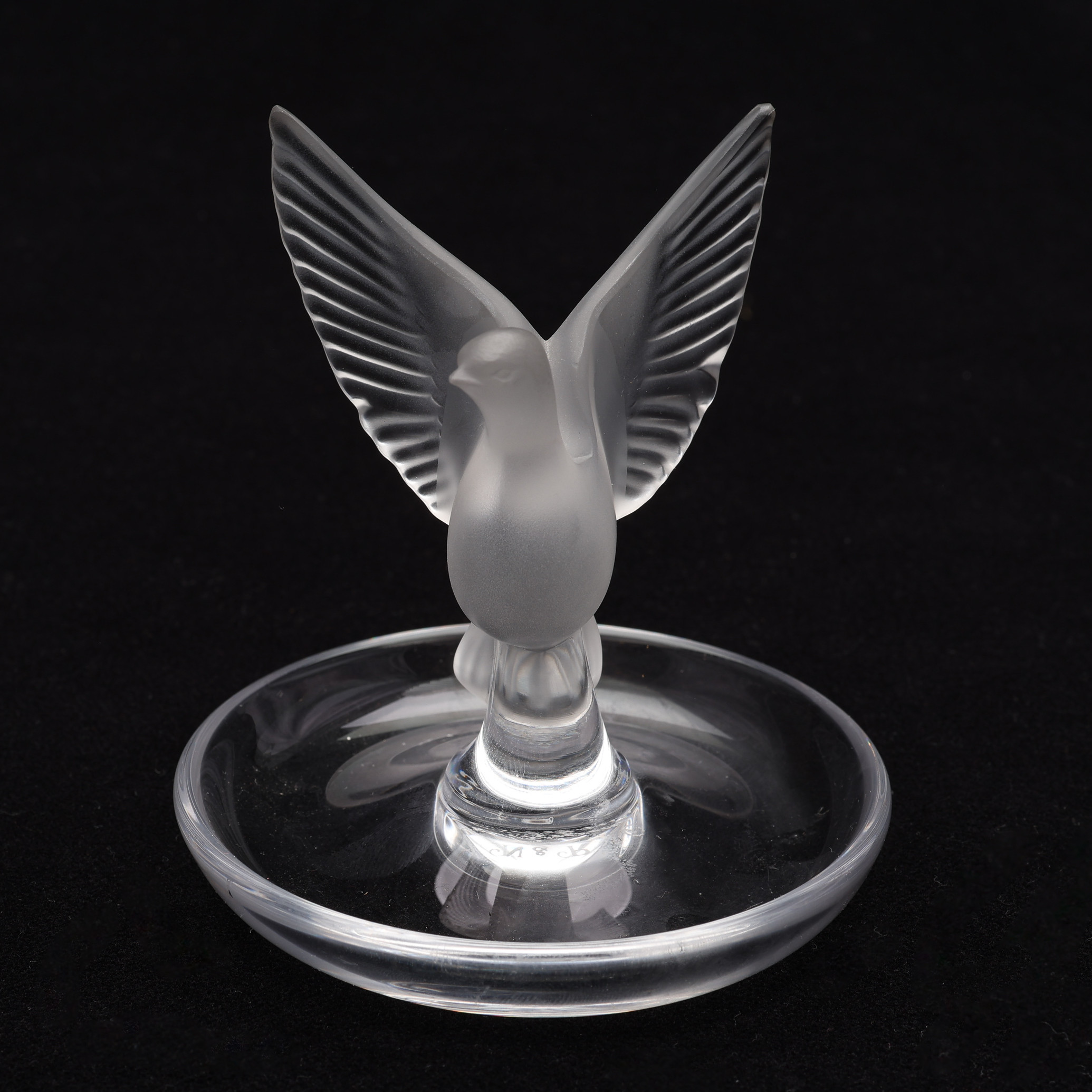 RINGFAT, GLAS, LALIQUE.