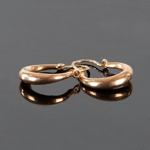 ÖRHÄNGEN 18 K GULD.