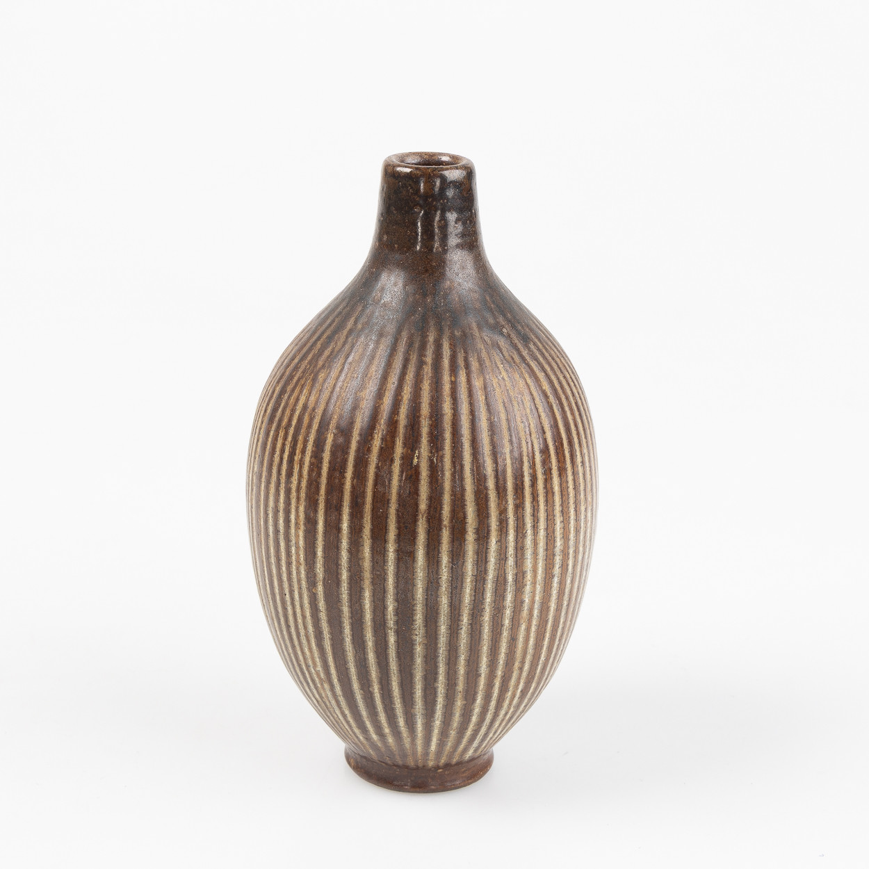 ARTHUR ANDERSSON. Vas, Wallåkra Stenkärlsfabrik, stengods, 1900-talets andra hälft.