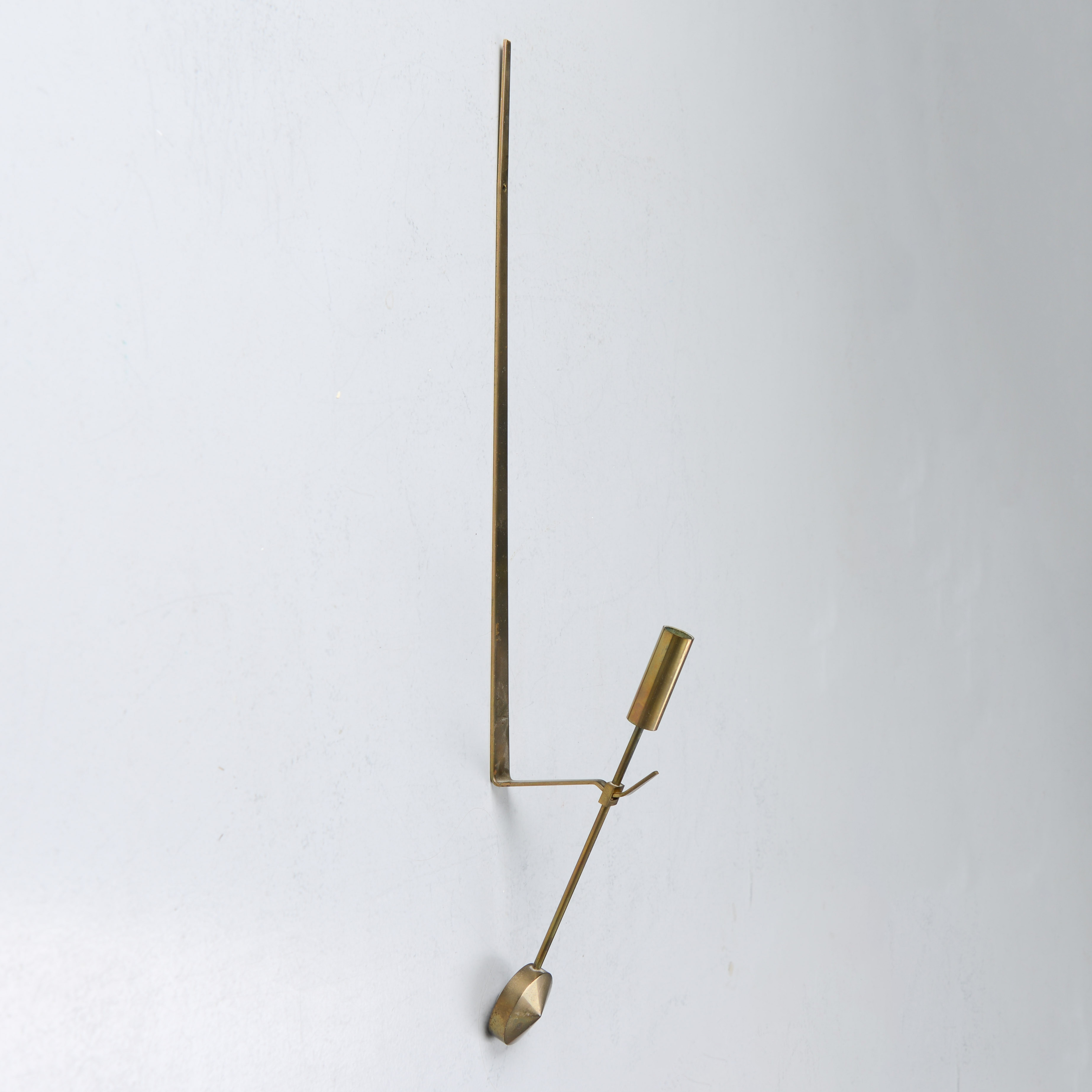 PIERRE FORSSELL. "Pendel", väggljusstake, Skultuna, 1900-talets andra del.