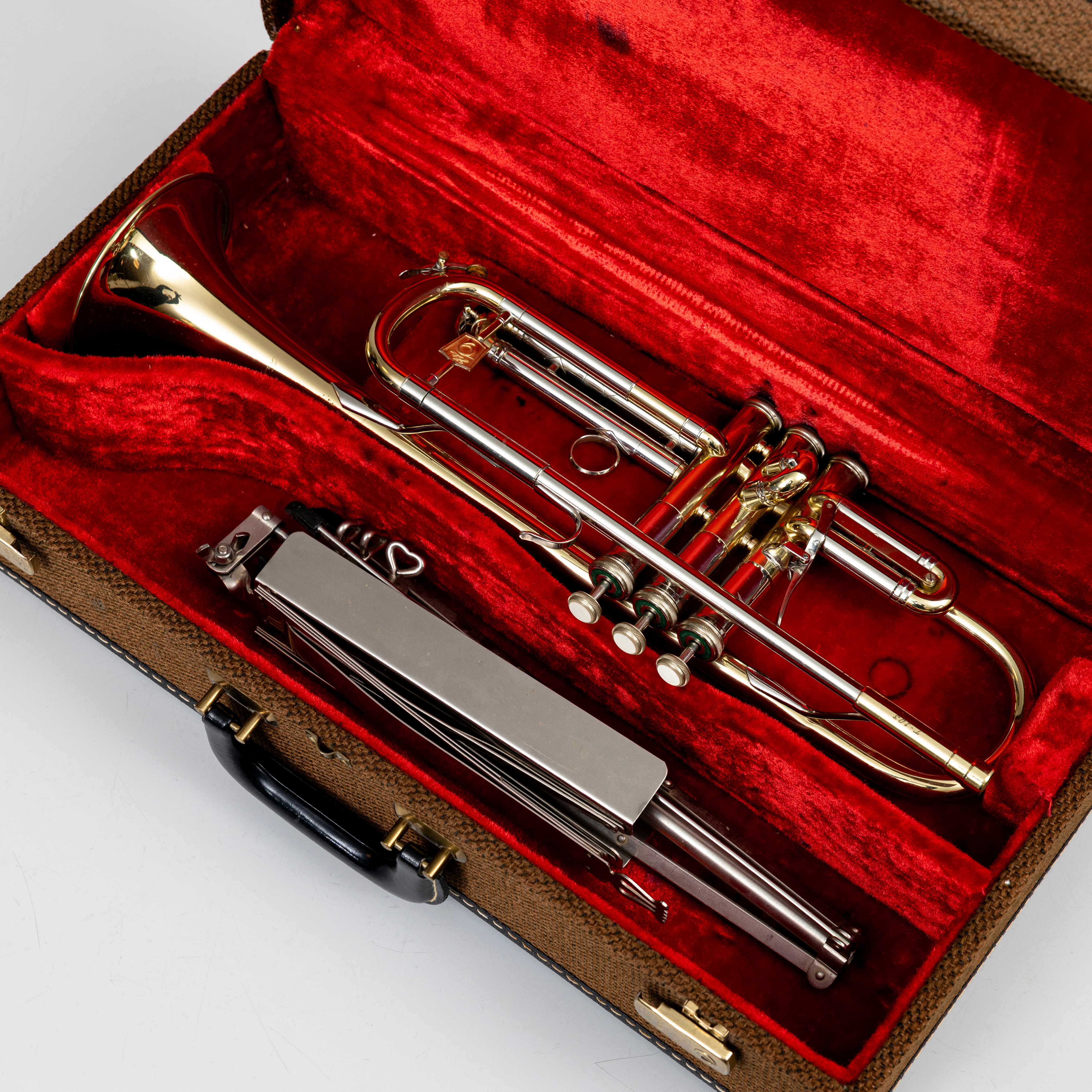 TRUMPET, signerad, Frank Holton, Elkhorn Wisconsin, USA, med väska.