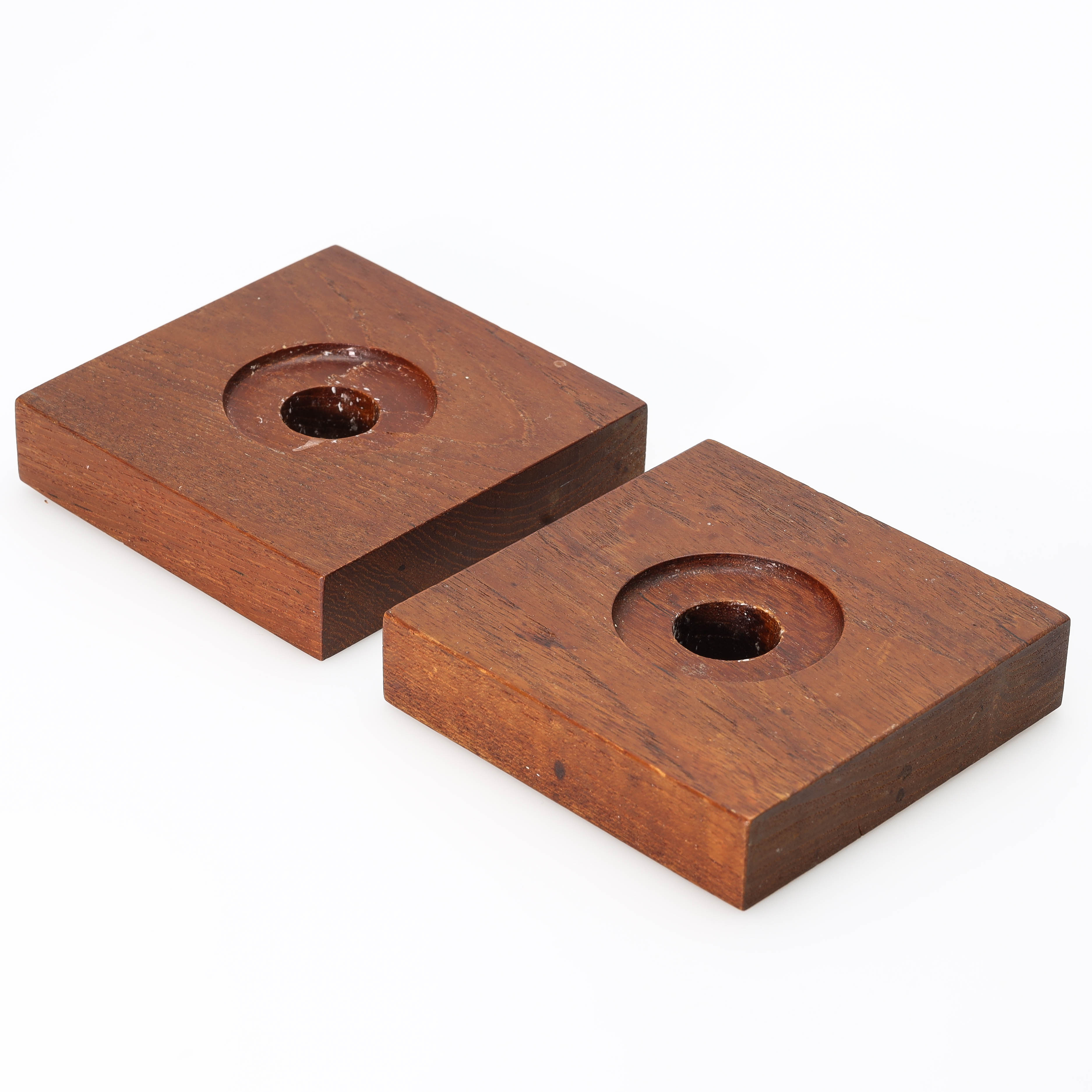 HANS J WEGNER. Ljusstakar, ett par, trä, Getama, Danmark.