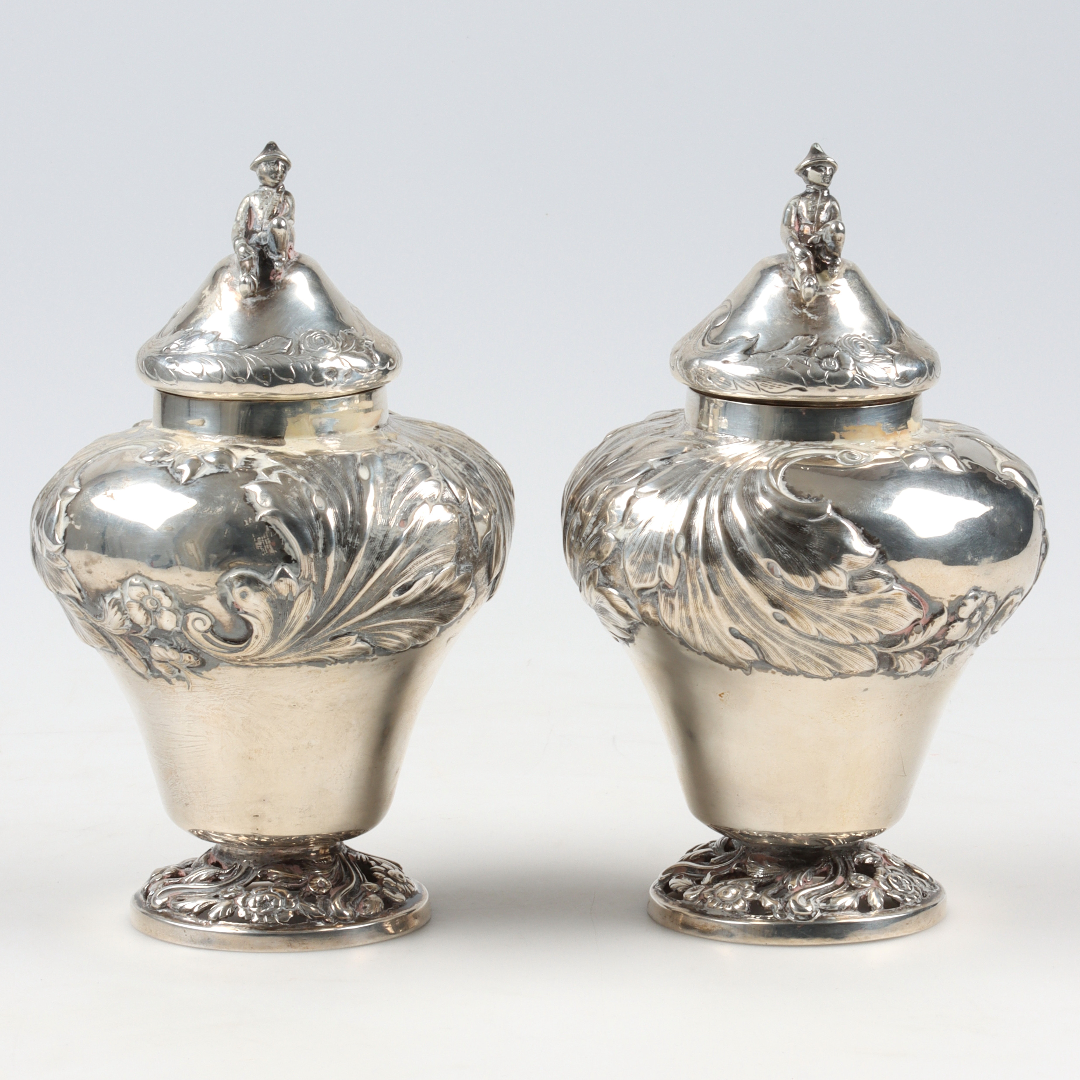 TEBURKAR, 1 par, silver, J. E. Terry & Co, London 1800-tal.