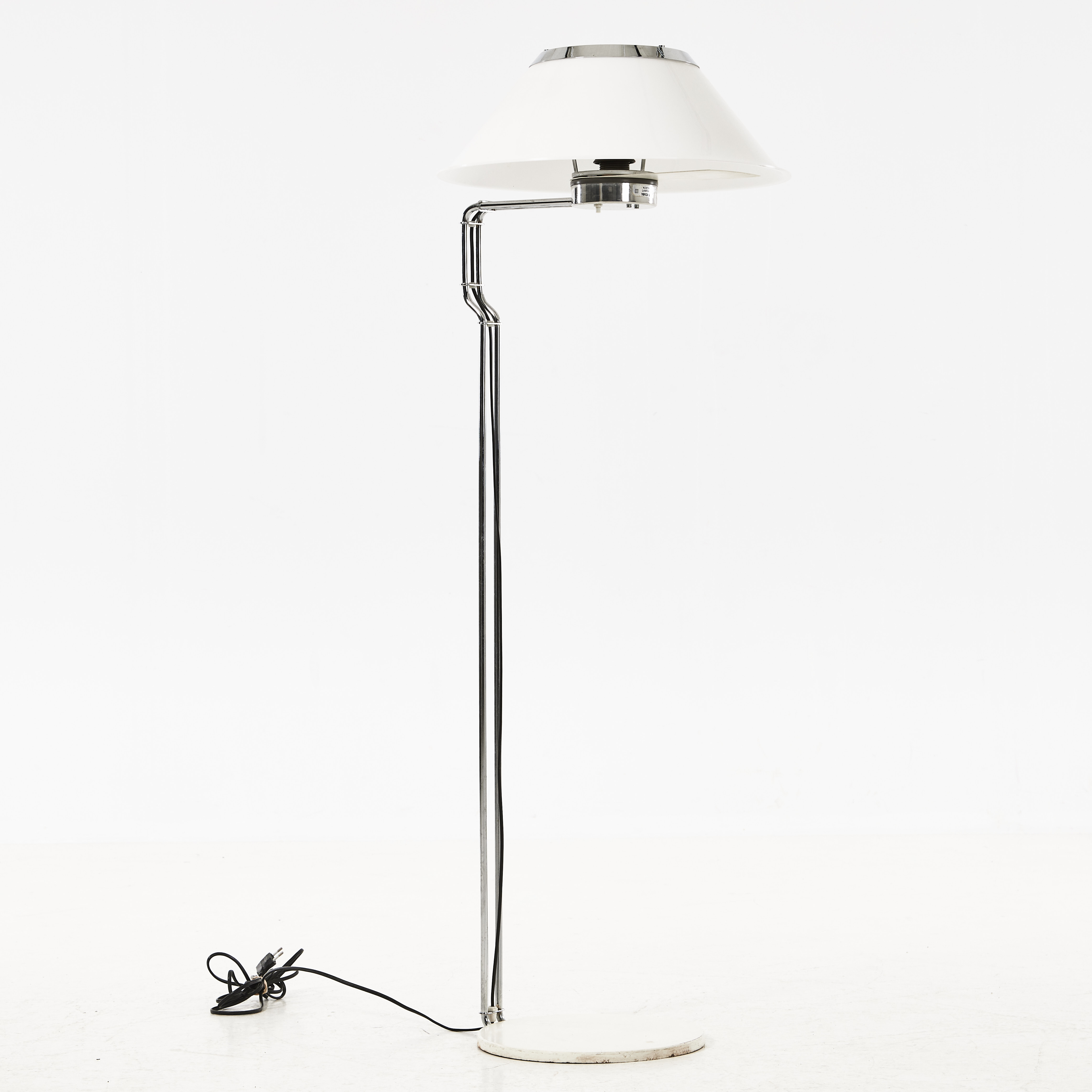 PER SUNDSTEDT. Golvlampa, "Mars" Ateljé Lyktan Åhus.