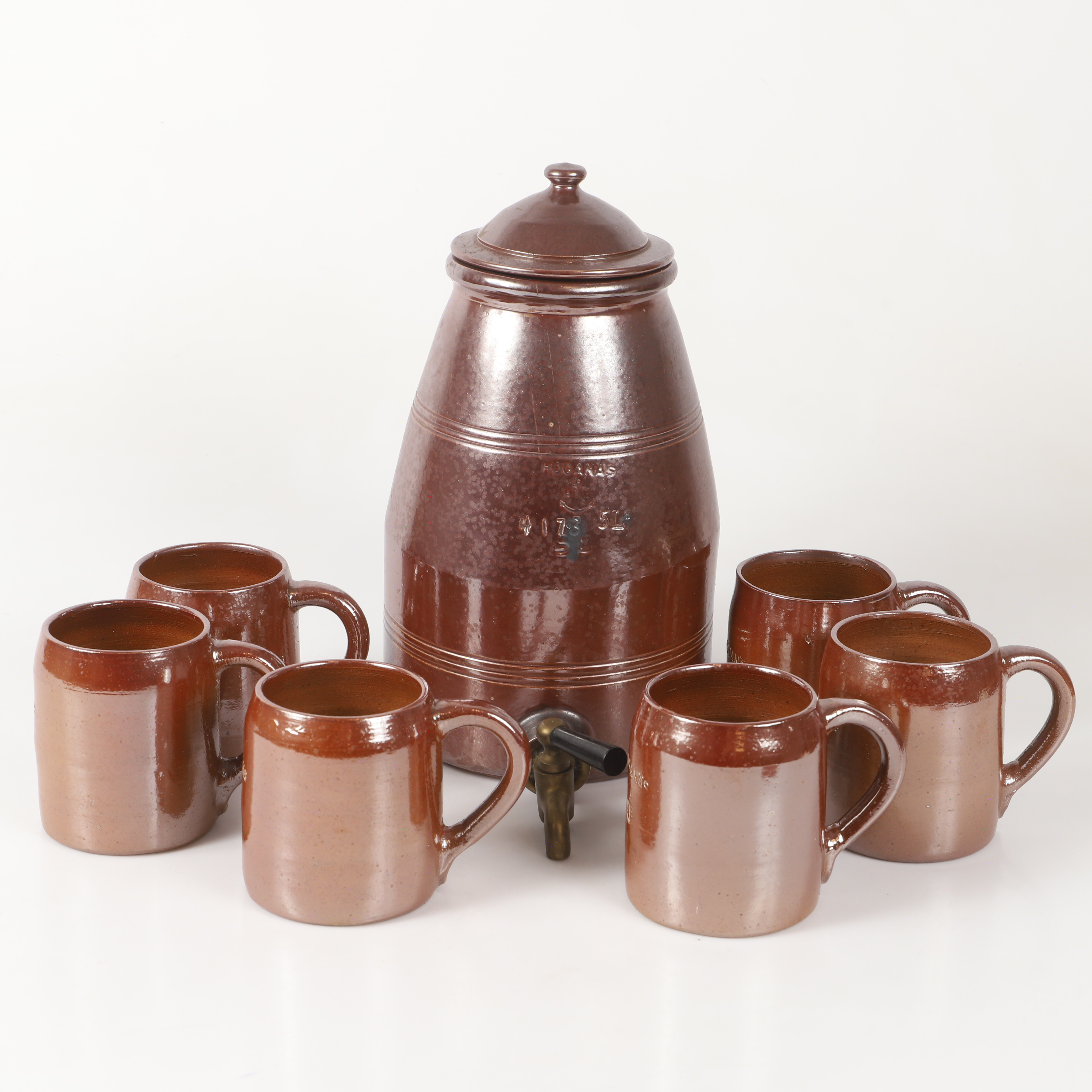 TAPPKRANSKRUS OCH MUGGAR, 7 delar, glaserad keramik, Höganäs.