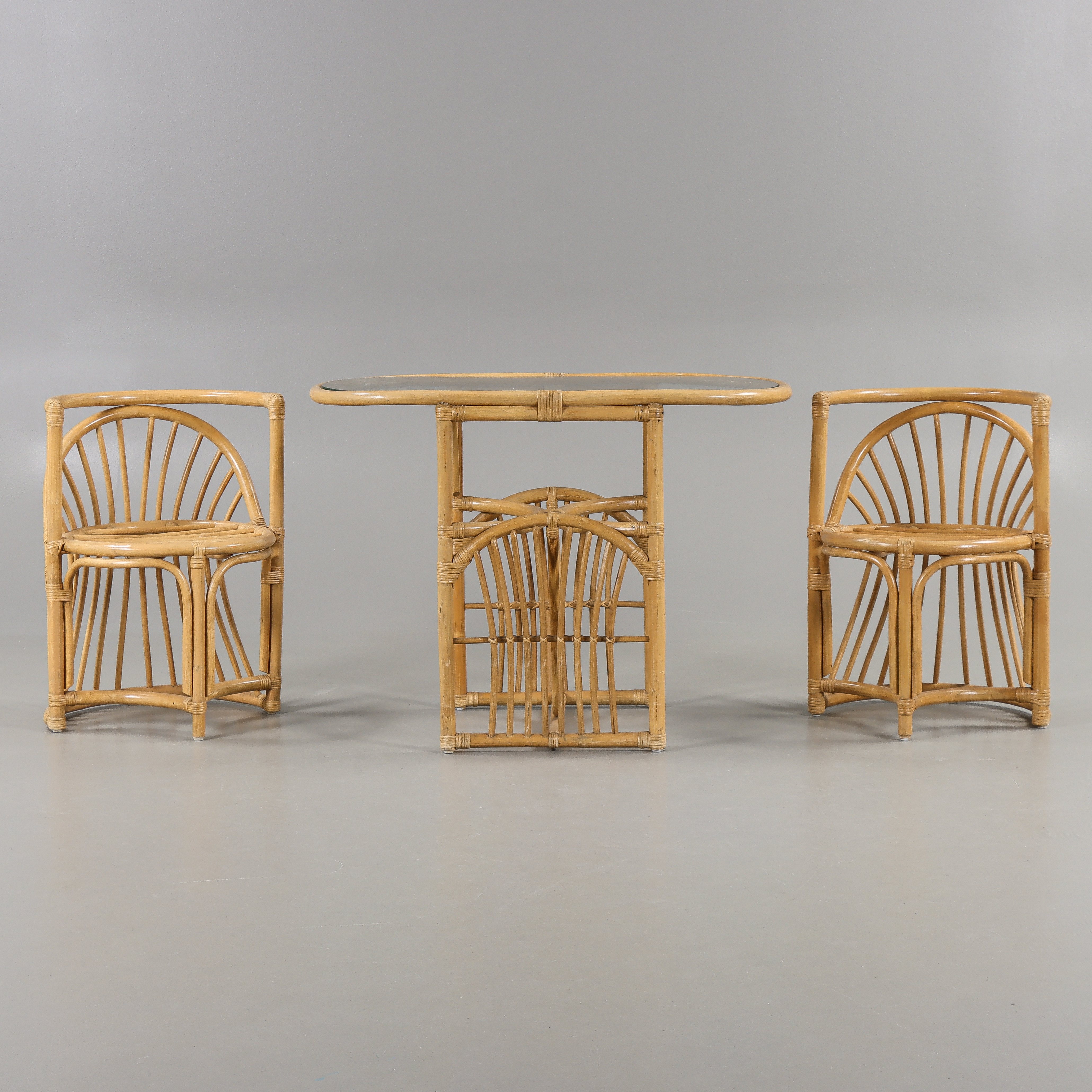 TRÄDGÅRDSGRUPP Bambu och rotting, samtida tillverkning.