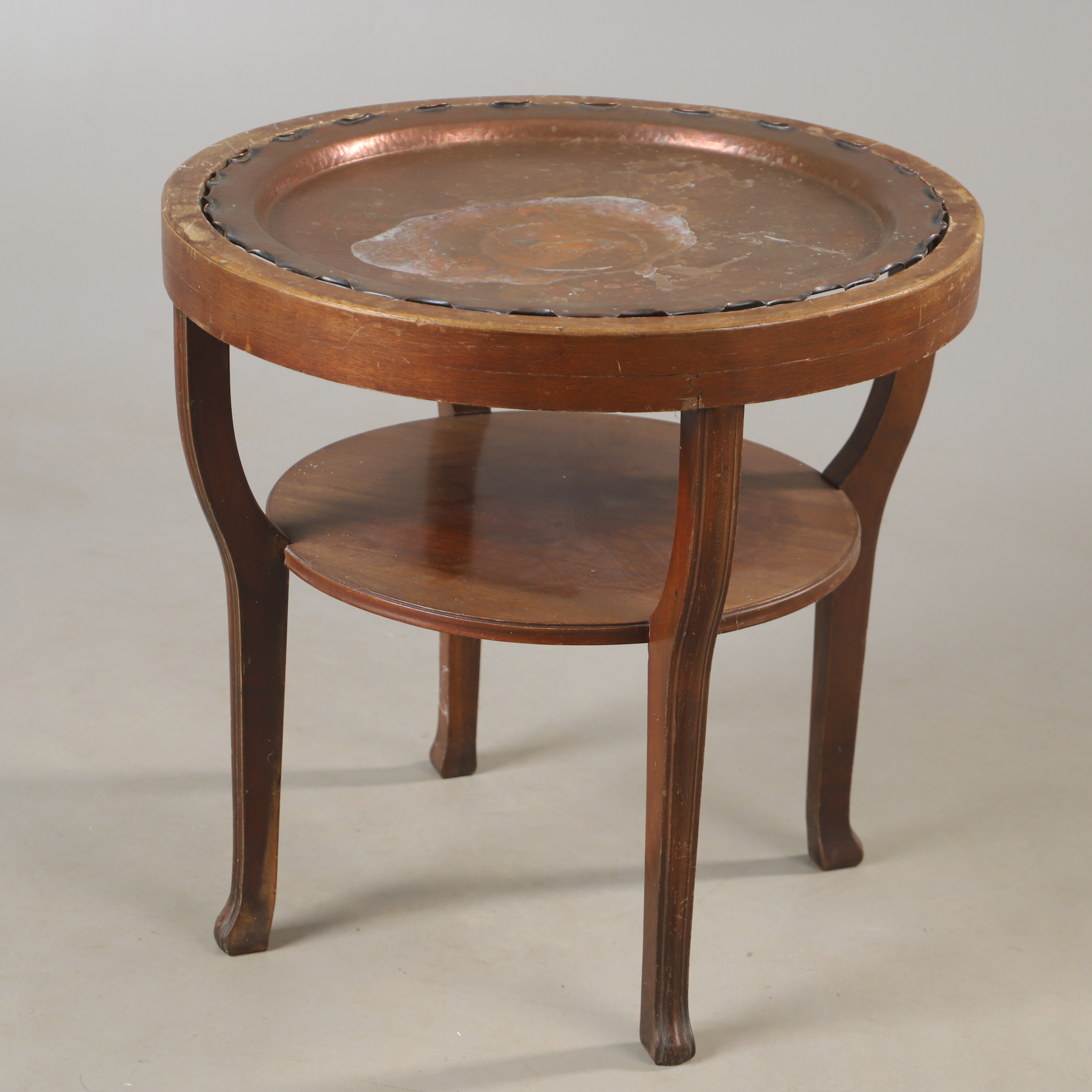 RÖKBORD, ek och koppar, 1900-talets första hälft.