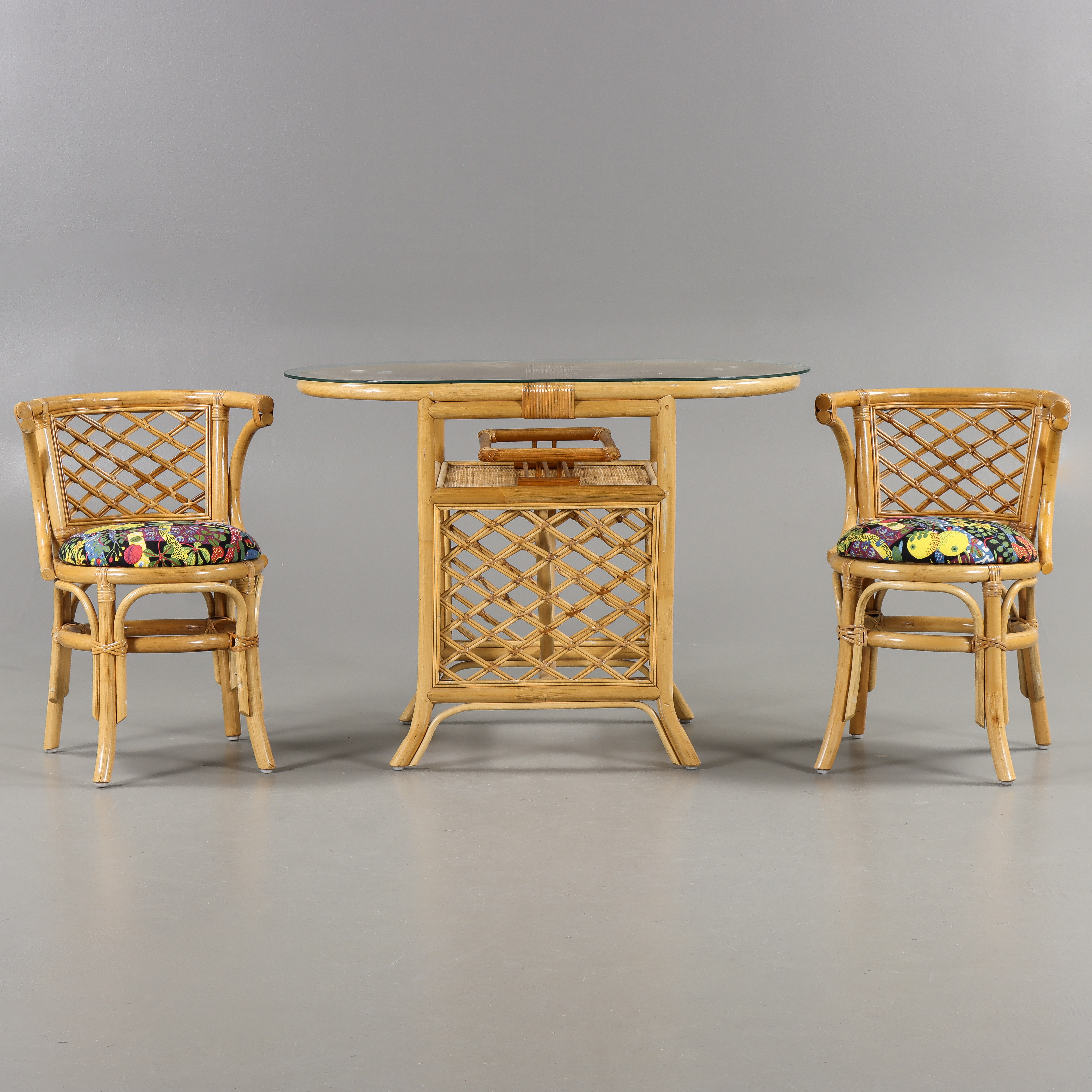 TRÄDGÅRDSGRUPP Bambu och rotting, samtida tillverkning.