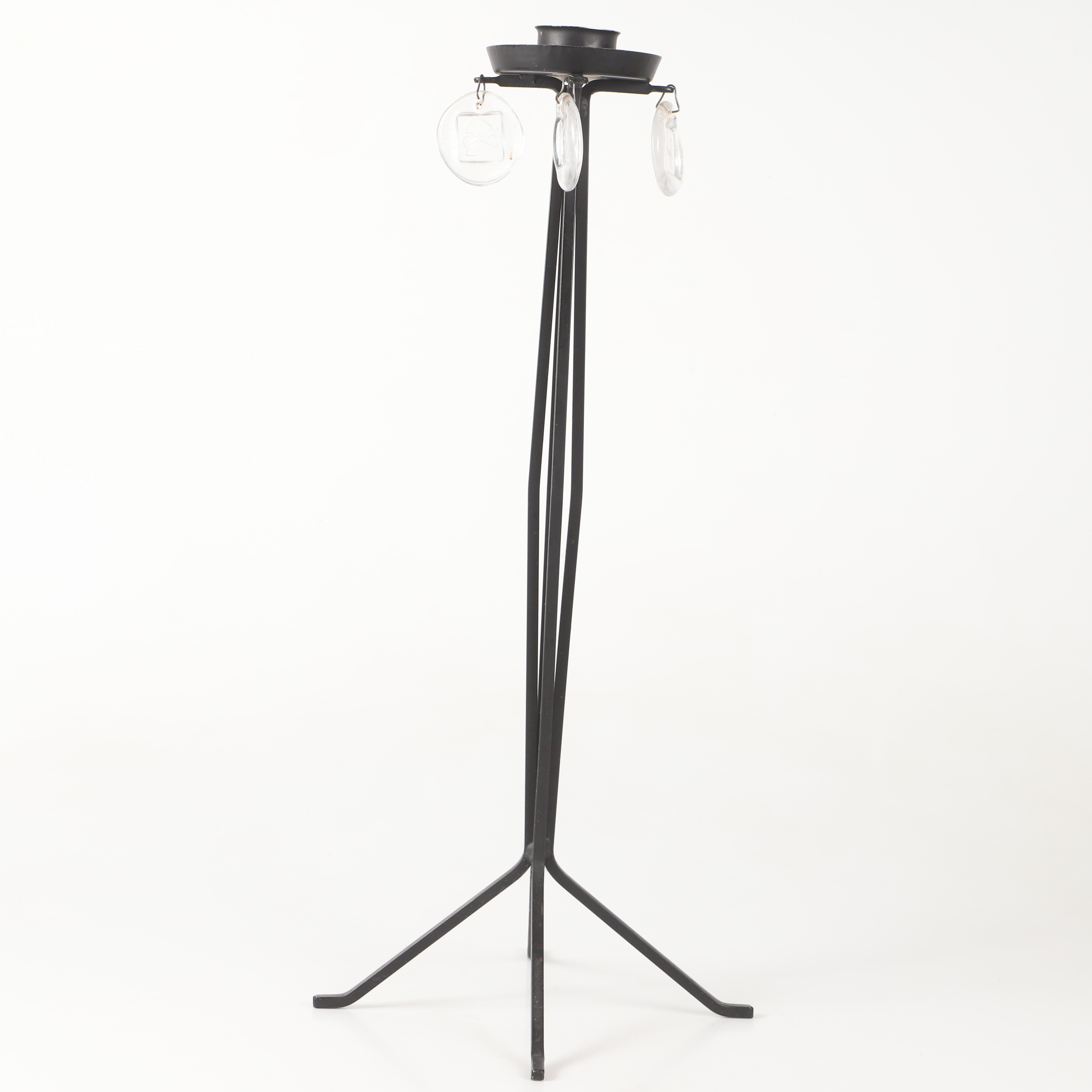 GOLVLJUSSTAKE, smide med glashängen, 1900-tal.