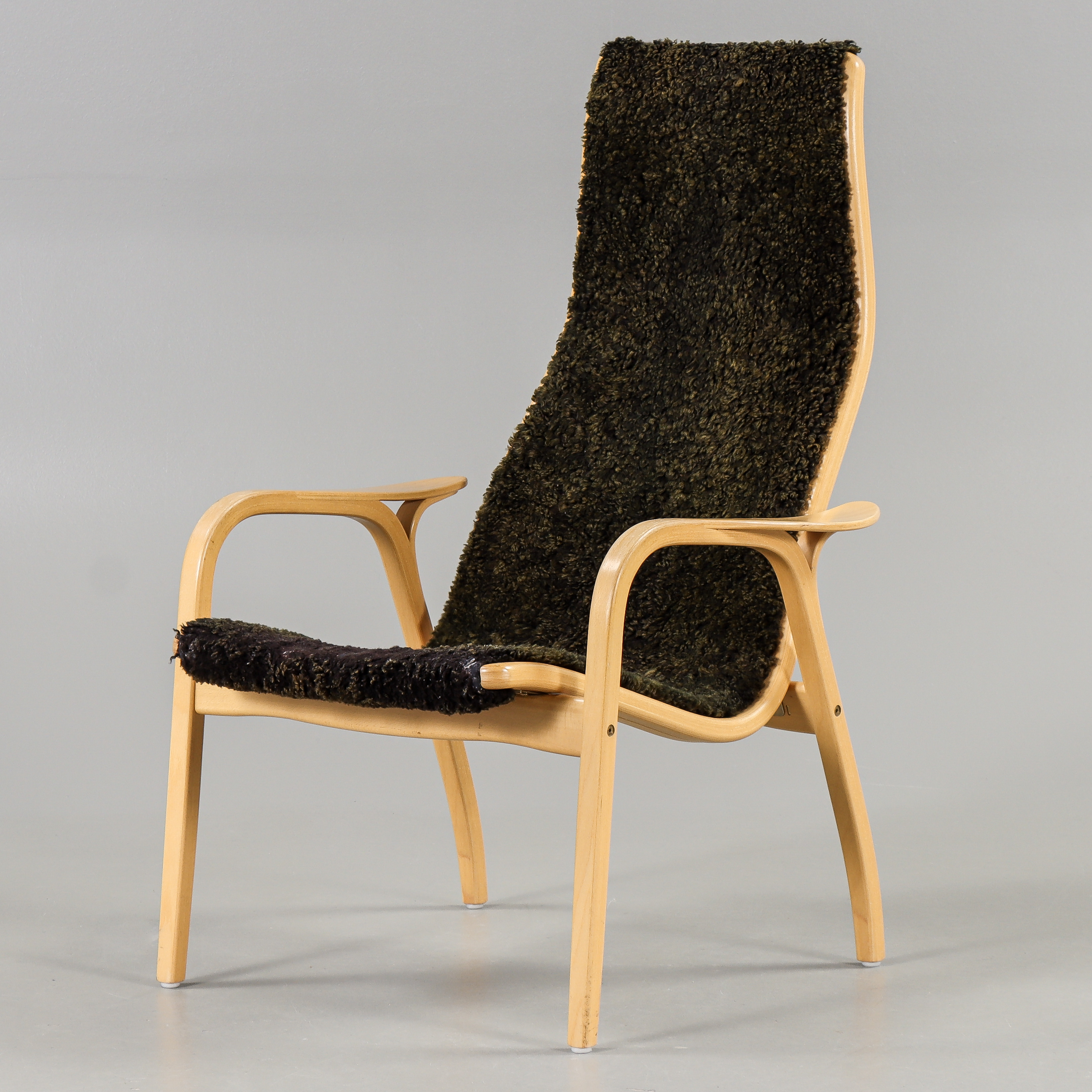 YNGVE EKSTRÖM. Fåtölj "Lamino" Swedese, 2018.