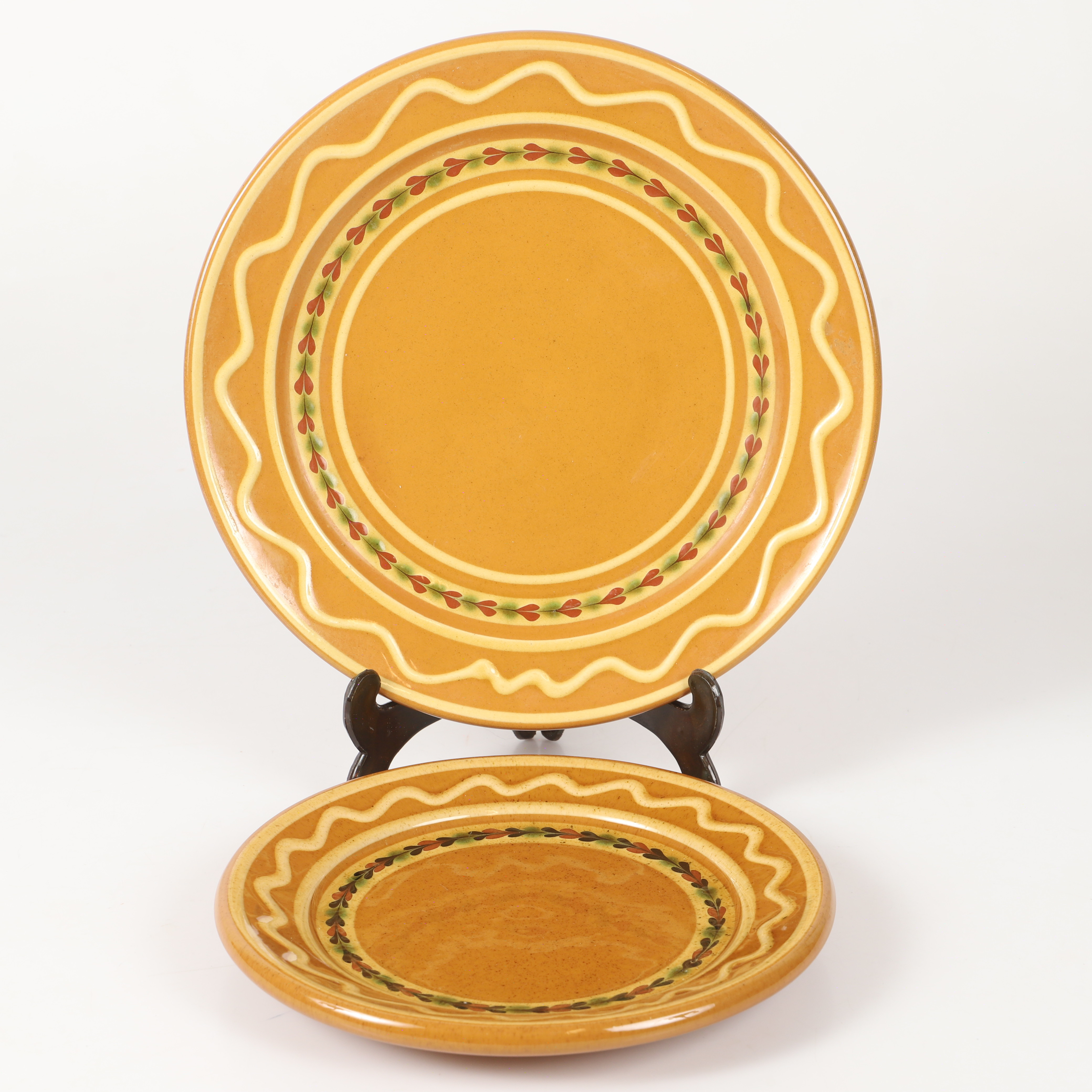 TOMAS ANAGRIUS. Fat, 2 stycken, glaserat stengods, Kvidinge.