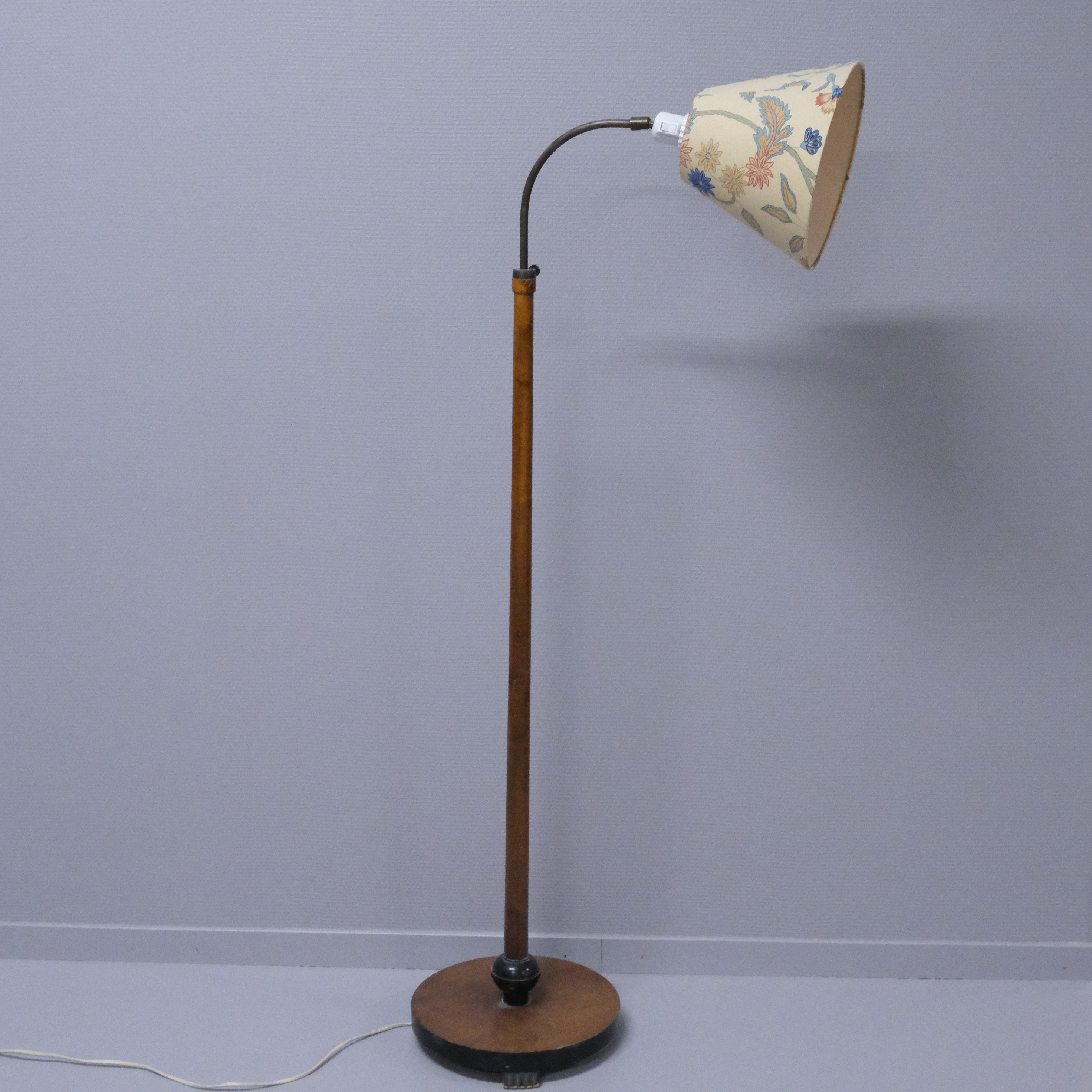 GOLVLAMPA, 1930/40-TAL.