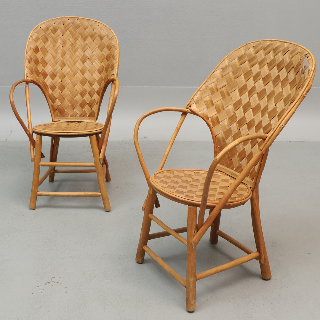 KARMSTOLAR, 2 st. spån, "LC-stol", Le Corbusier, möbelfirma Gösta Westerberg, 1900-talets andra hälft.